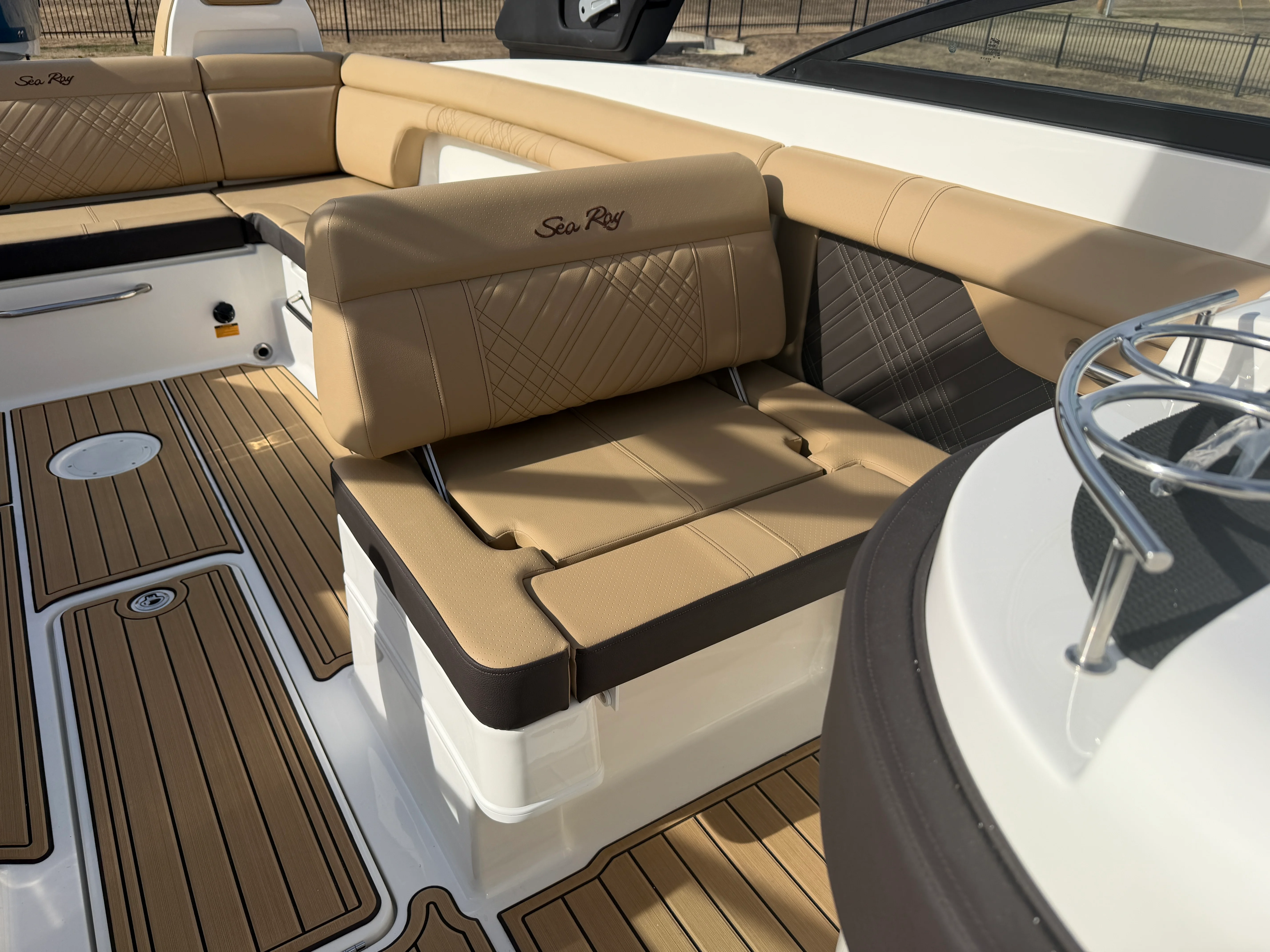 2026 Sea Ray SDX 290 Image Thumbnail #16