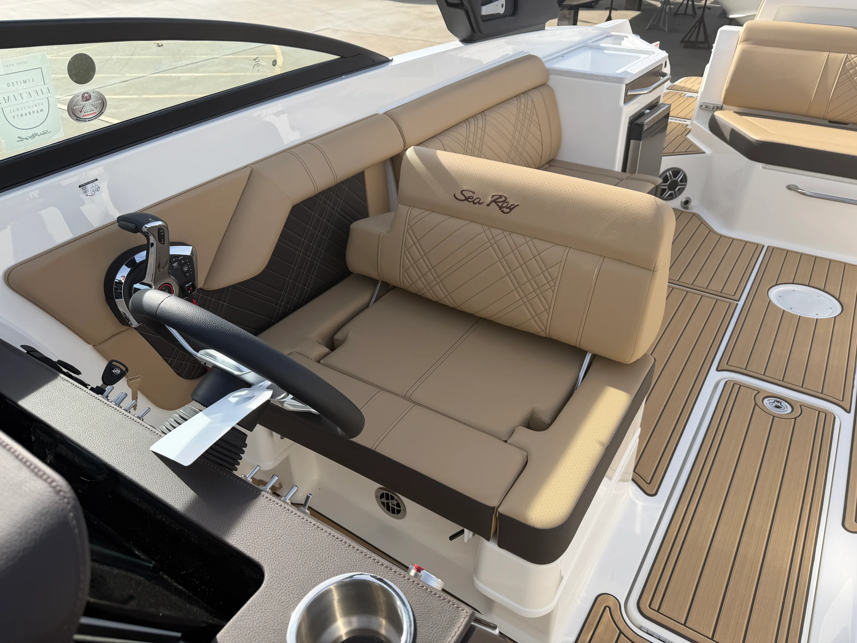 2026 Sea Ray SDX 290 Image Thumbnail #22