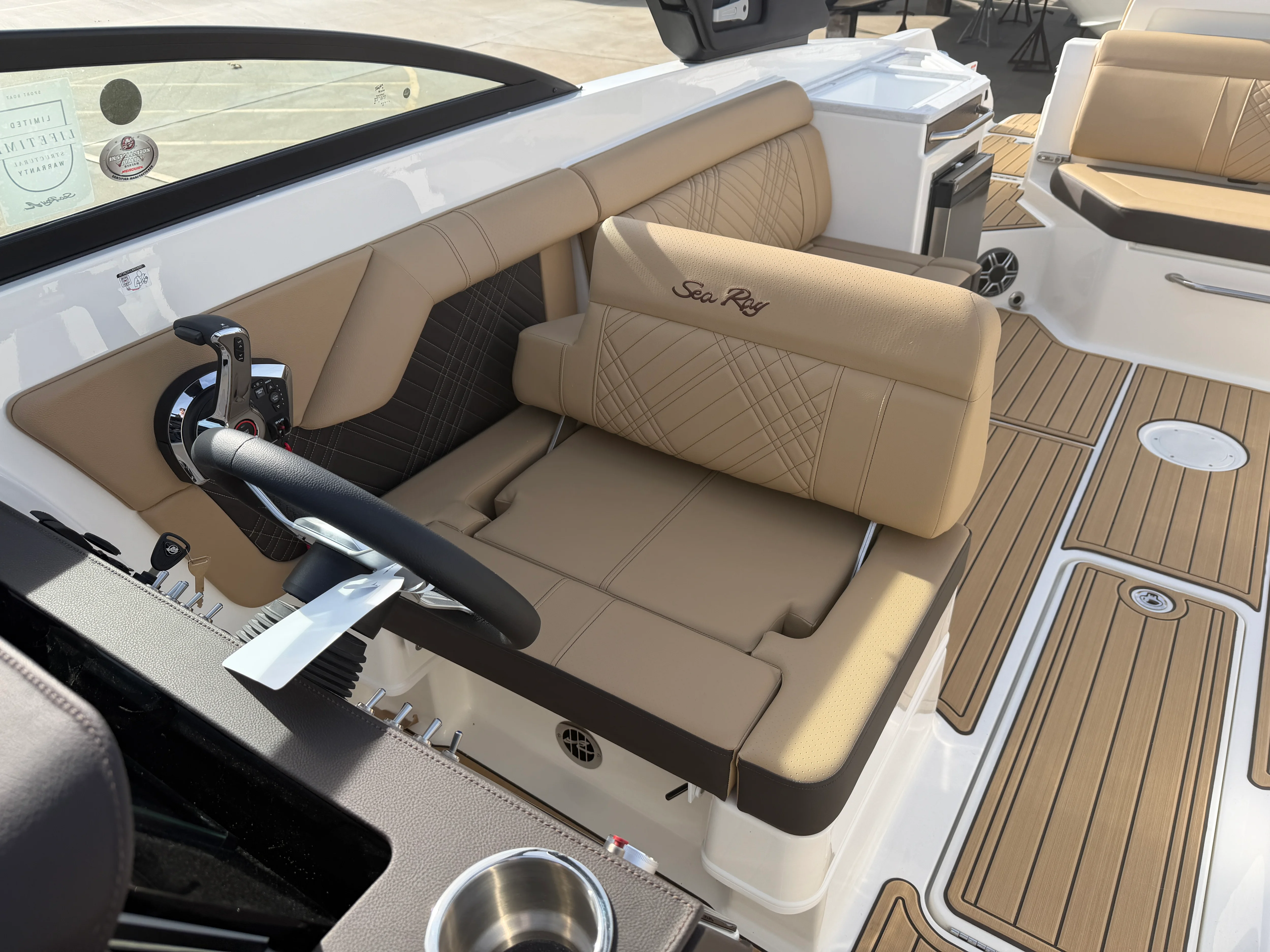 2026 Sea Ray SDX 290 Image Thumbnail #22