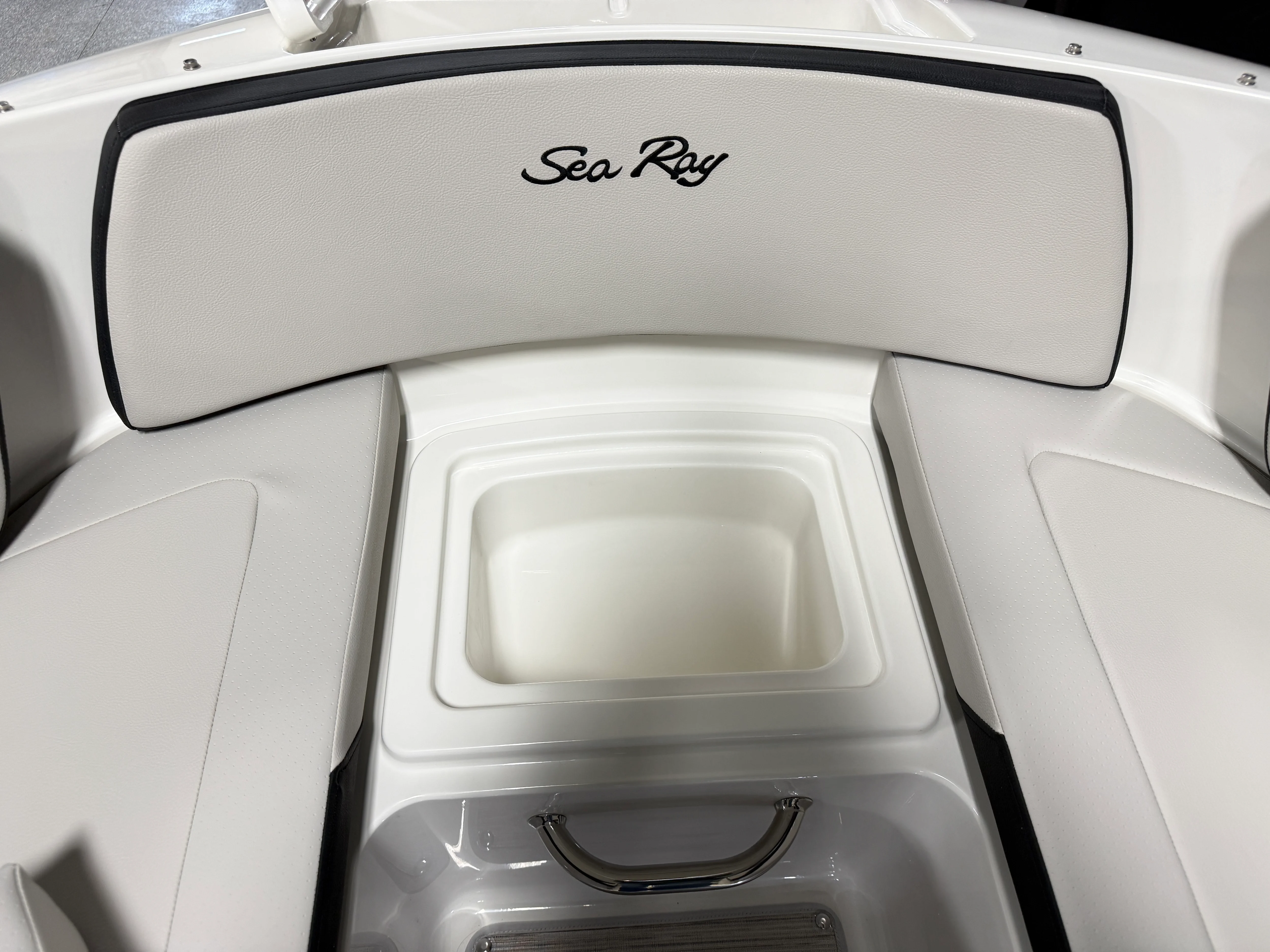 2026 Sea Ray SPX 210 Image Thumbnail #23