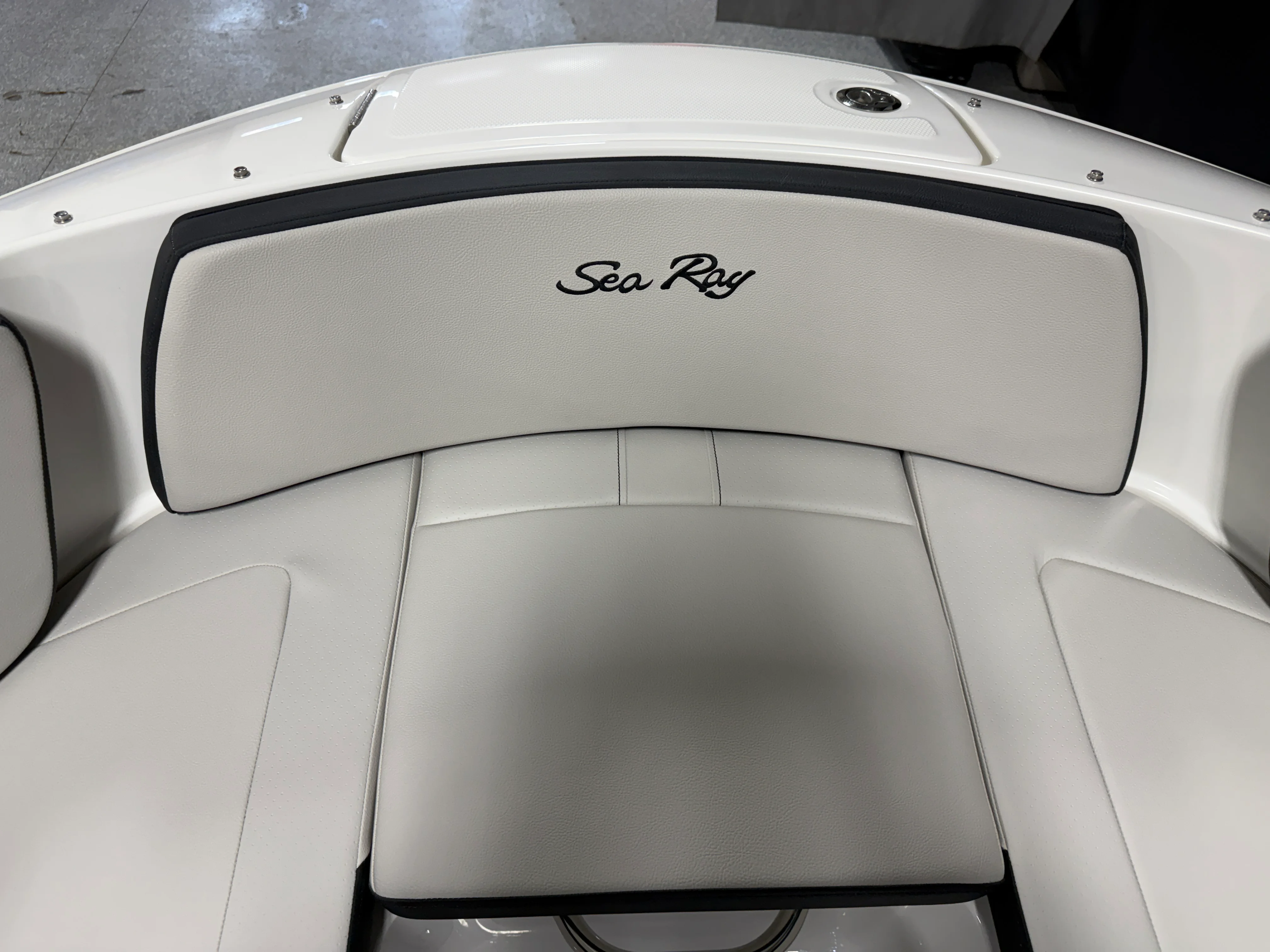 2026 Sea Ray SPX 210 Image Thumbnail #22