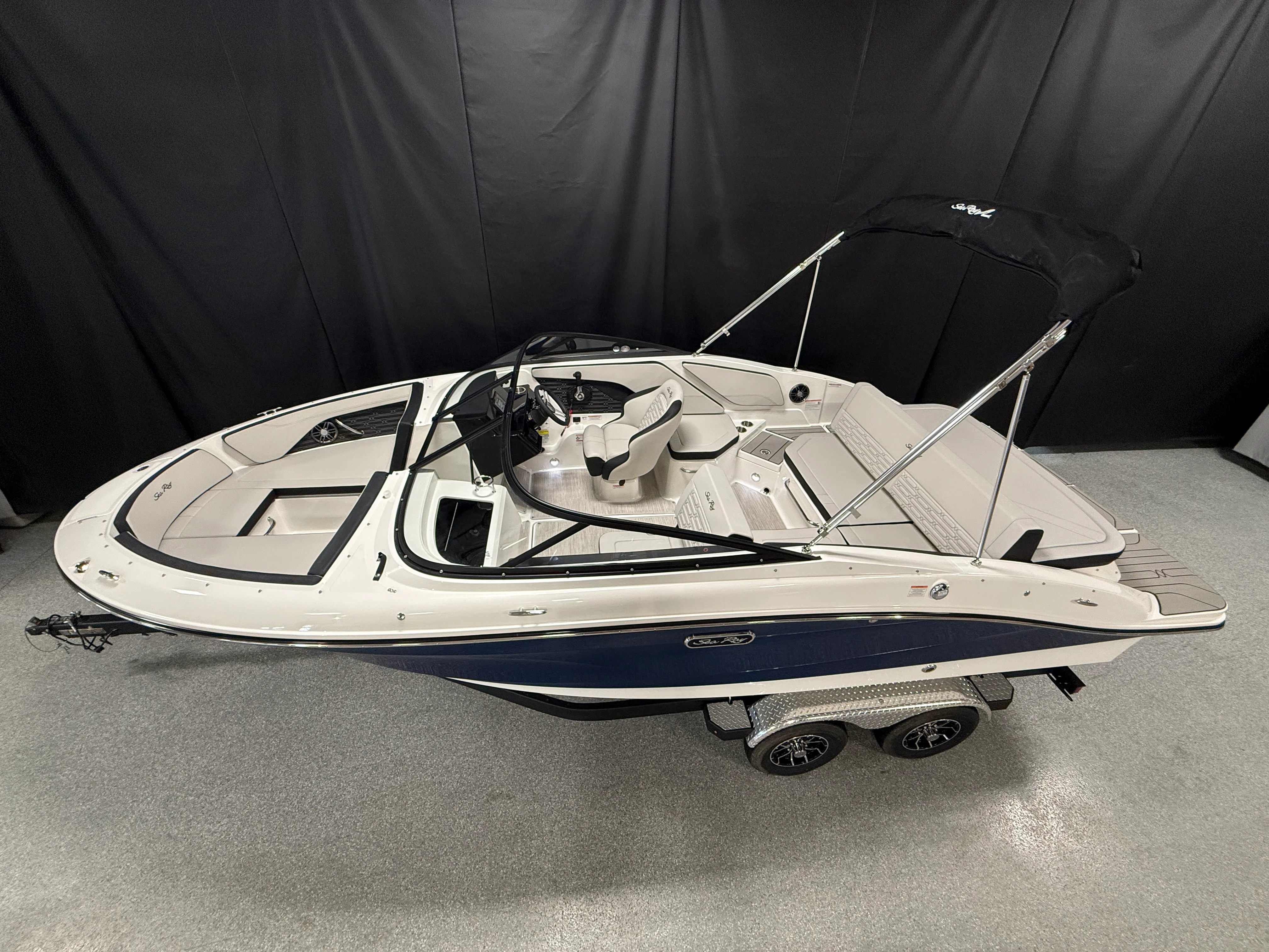 2026 Sea Ray SPX 210 Image Thumbnail #1