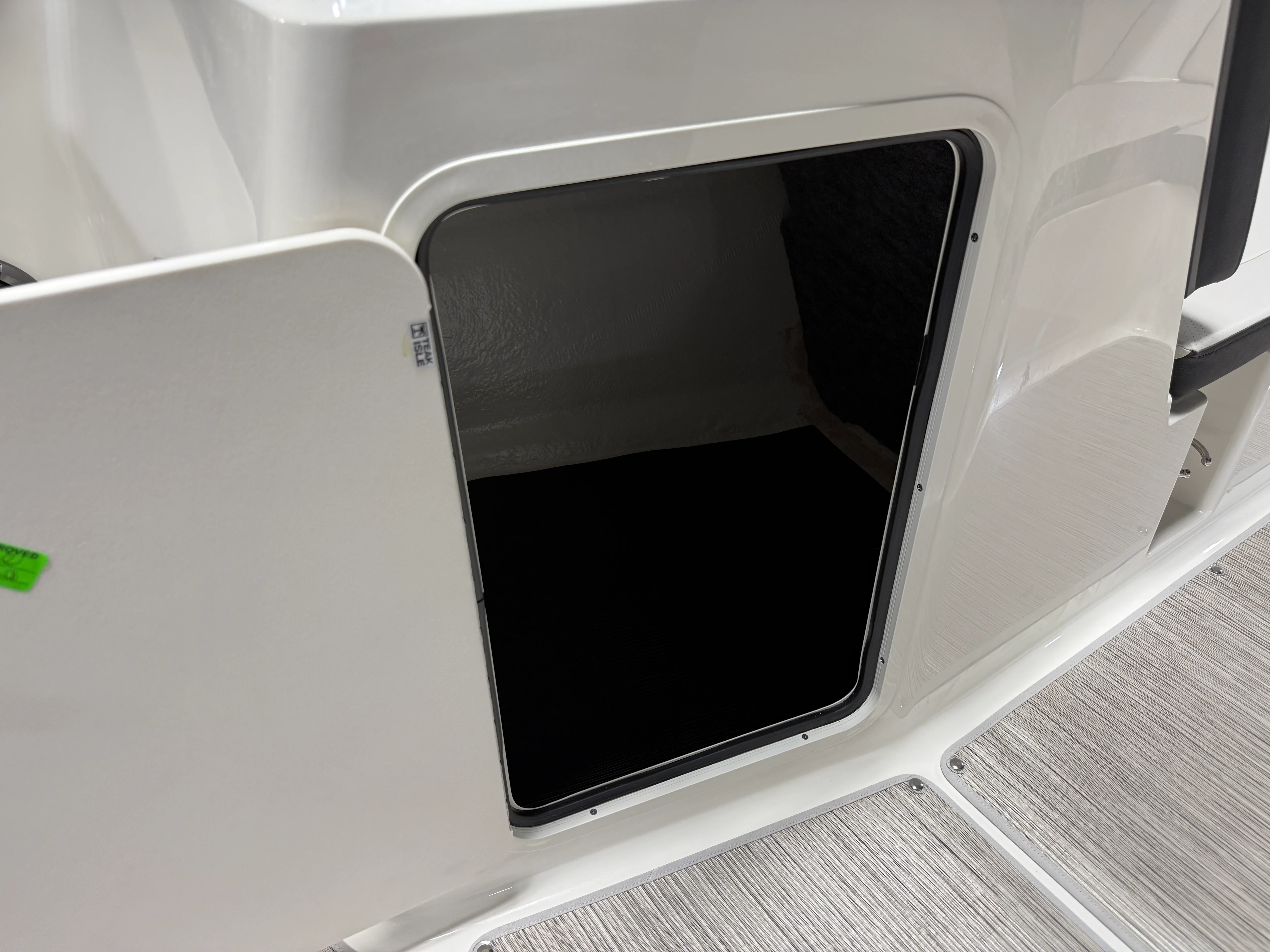 2026 Sea Ray SPX 210 Image Thumbnail #38