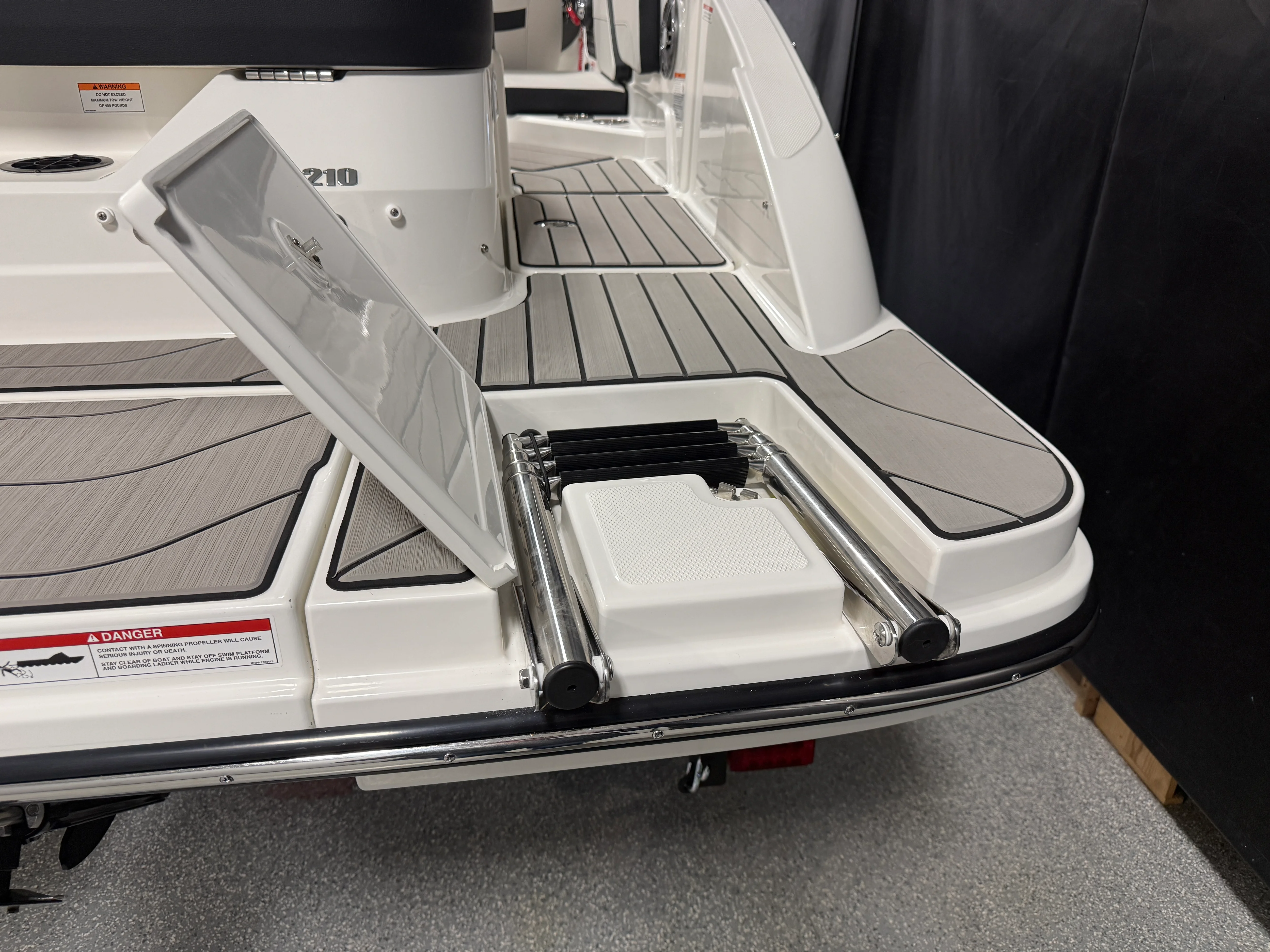 2026 Sea Ray SPX 210 Image Thumbnail #73