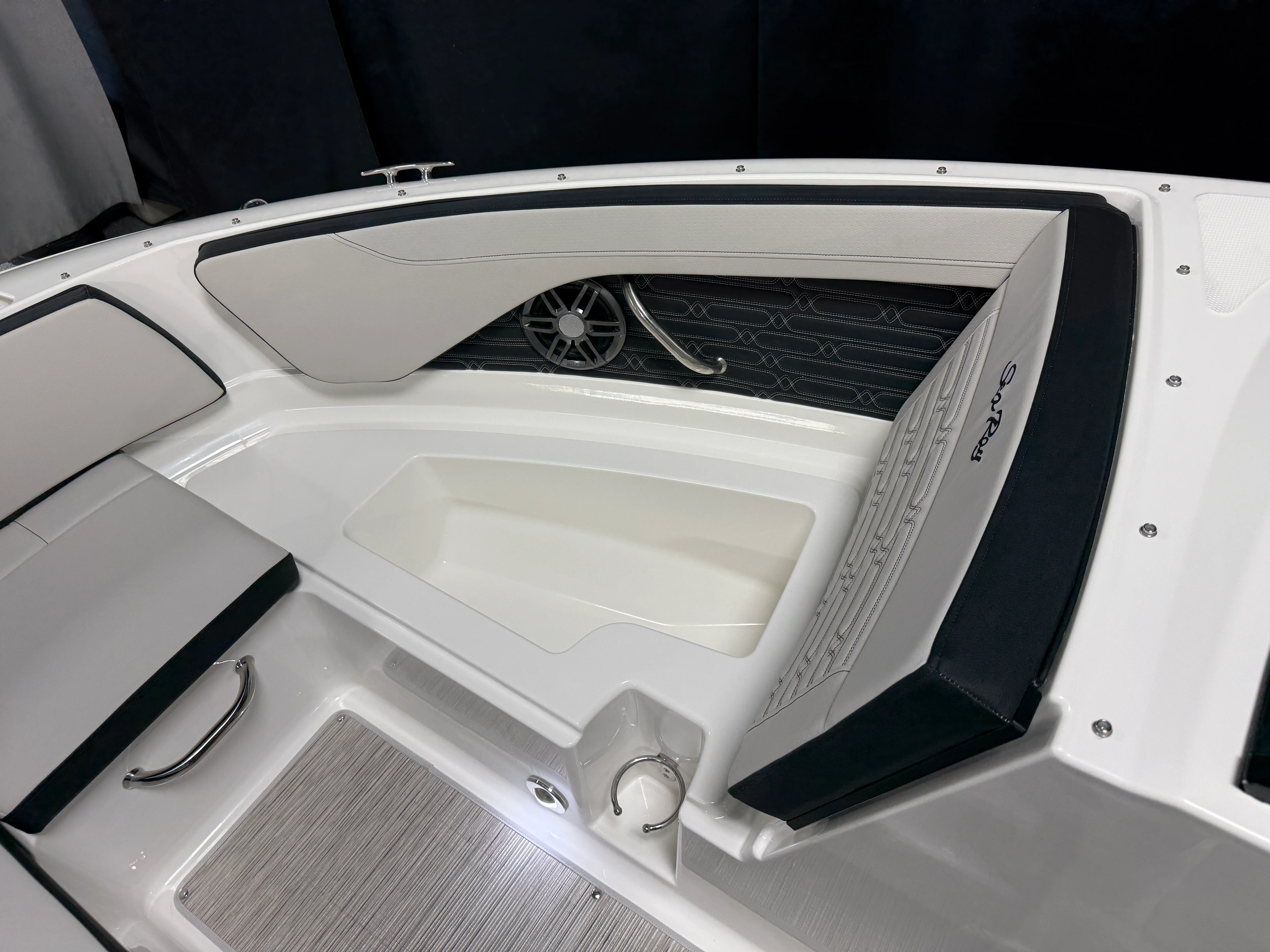 2026 Sea Ray SPX 210 Image Thumbnail #19