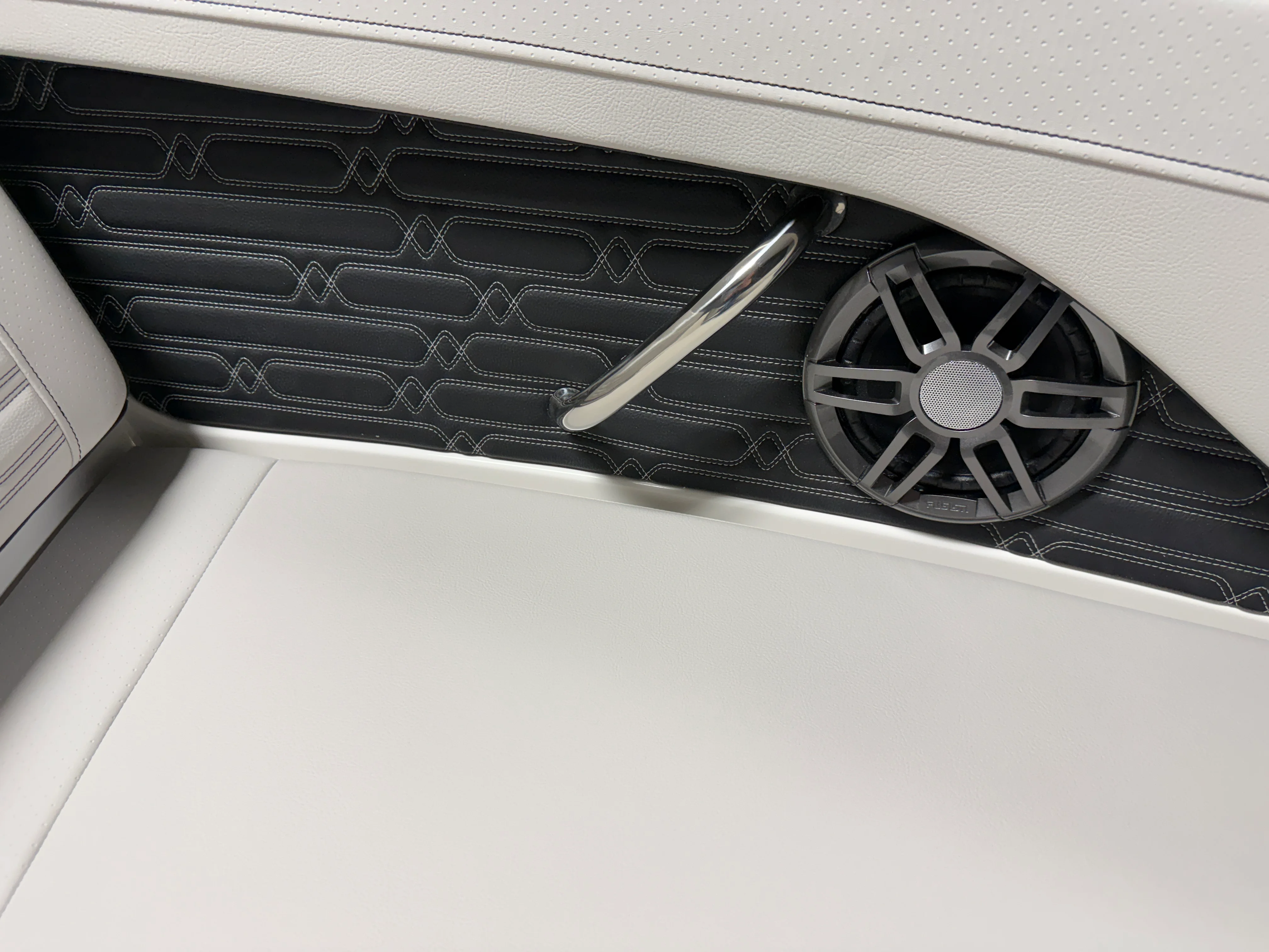 2026 Sea Ray SPX 210 Image Thumbnail #12