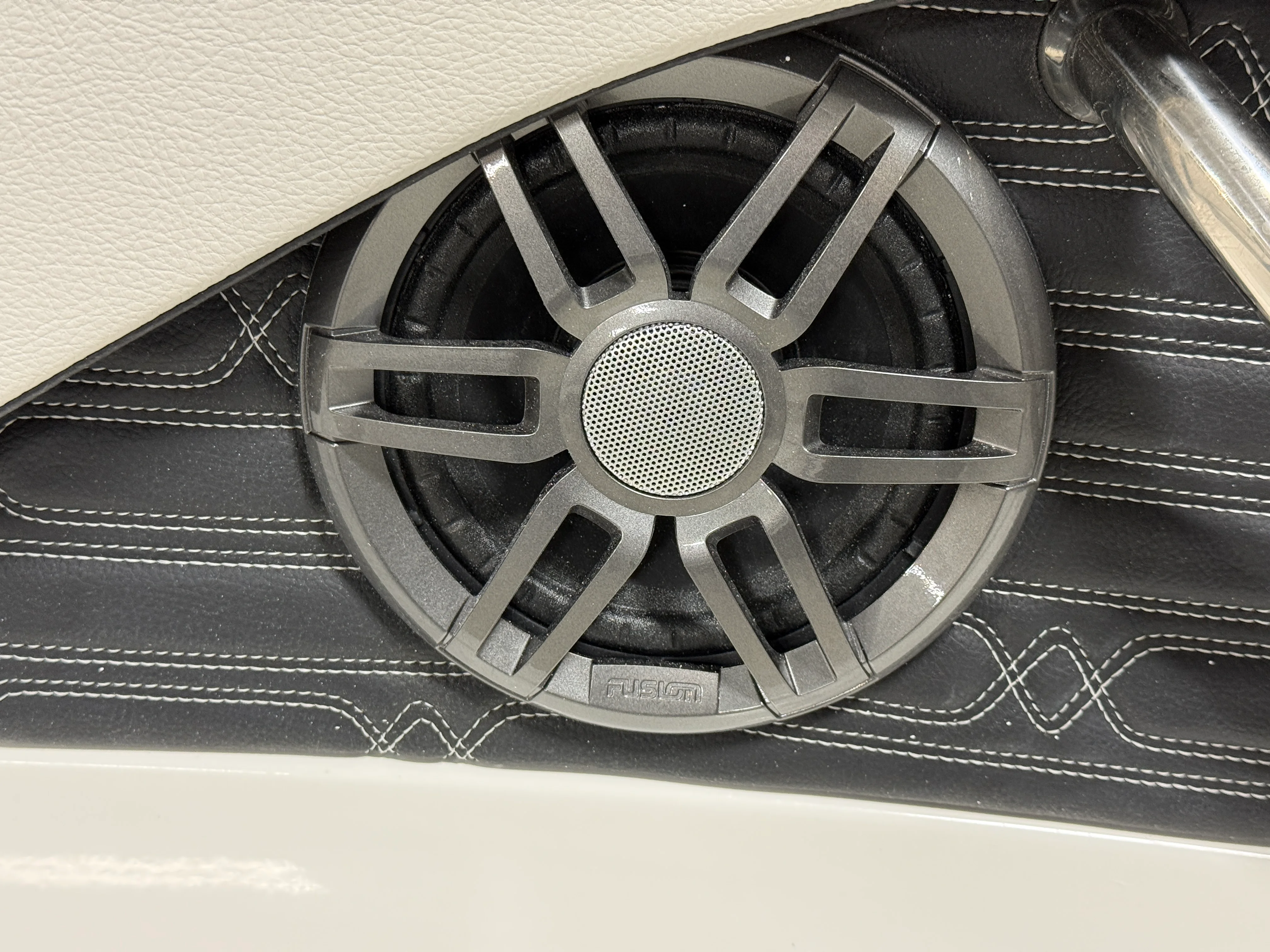 2026 Sea Ray SPX 210 Image Thumbnail #18