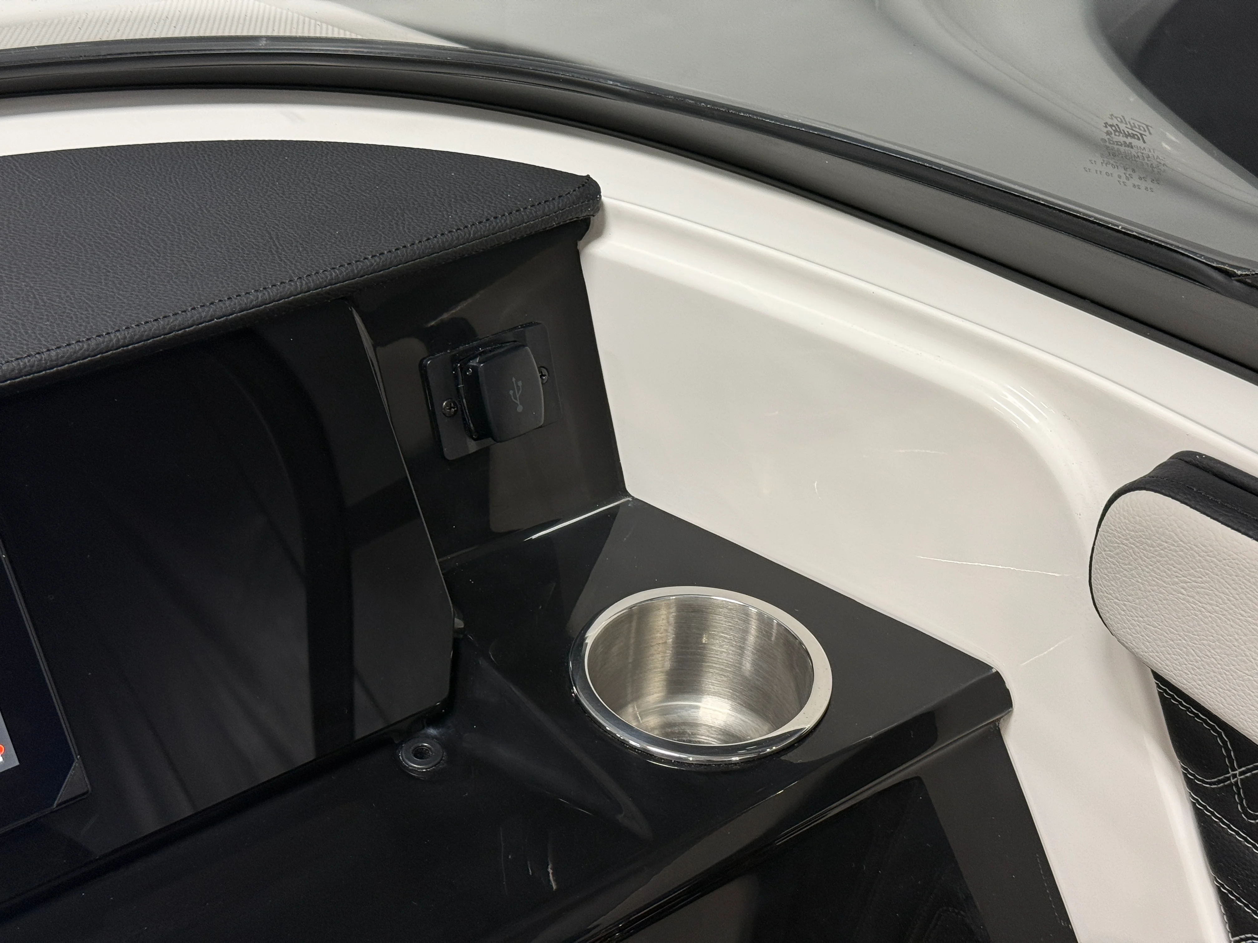 2026 Sea Ray SPX 210 Image Thumbnail #31