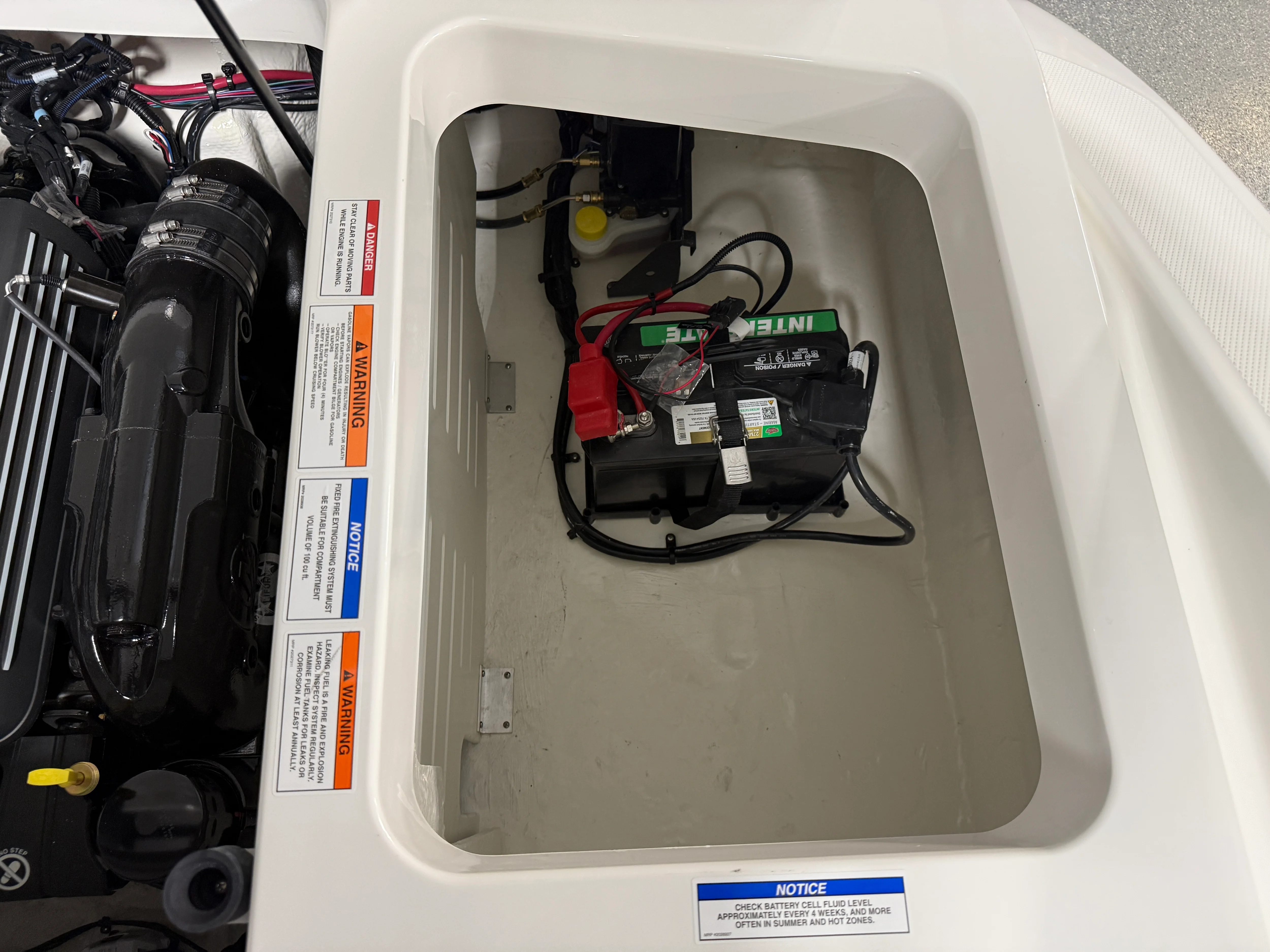 2026 Sea Ray SPX 210 Image Thumbnail #69