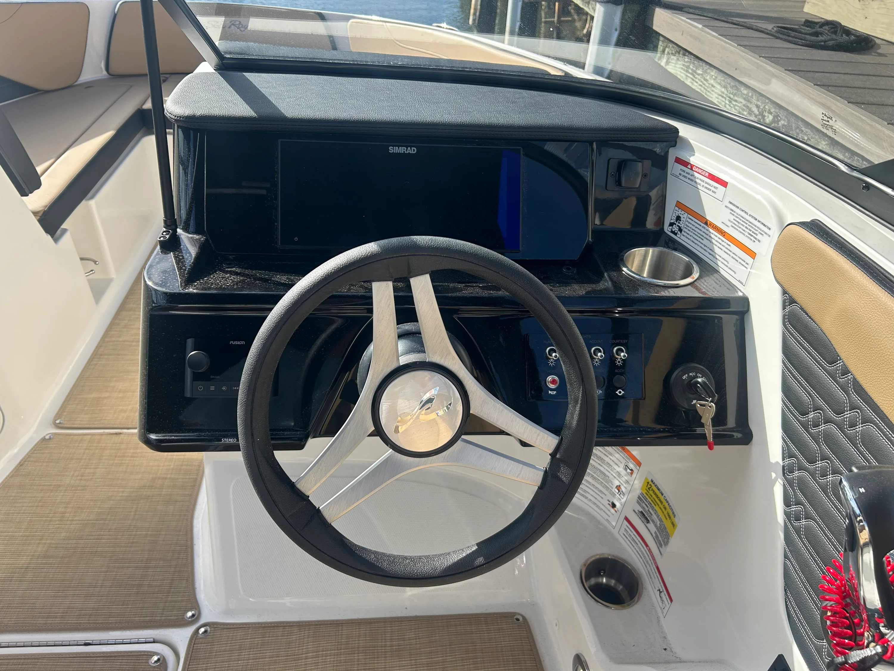 2026 Sea Ray SPX 210 Outboard Image Thumbnail #19