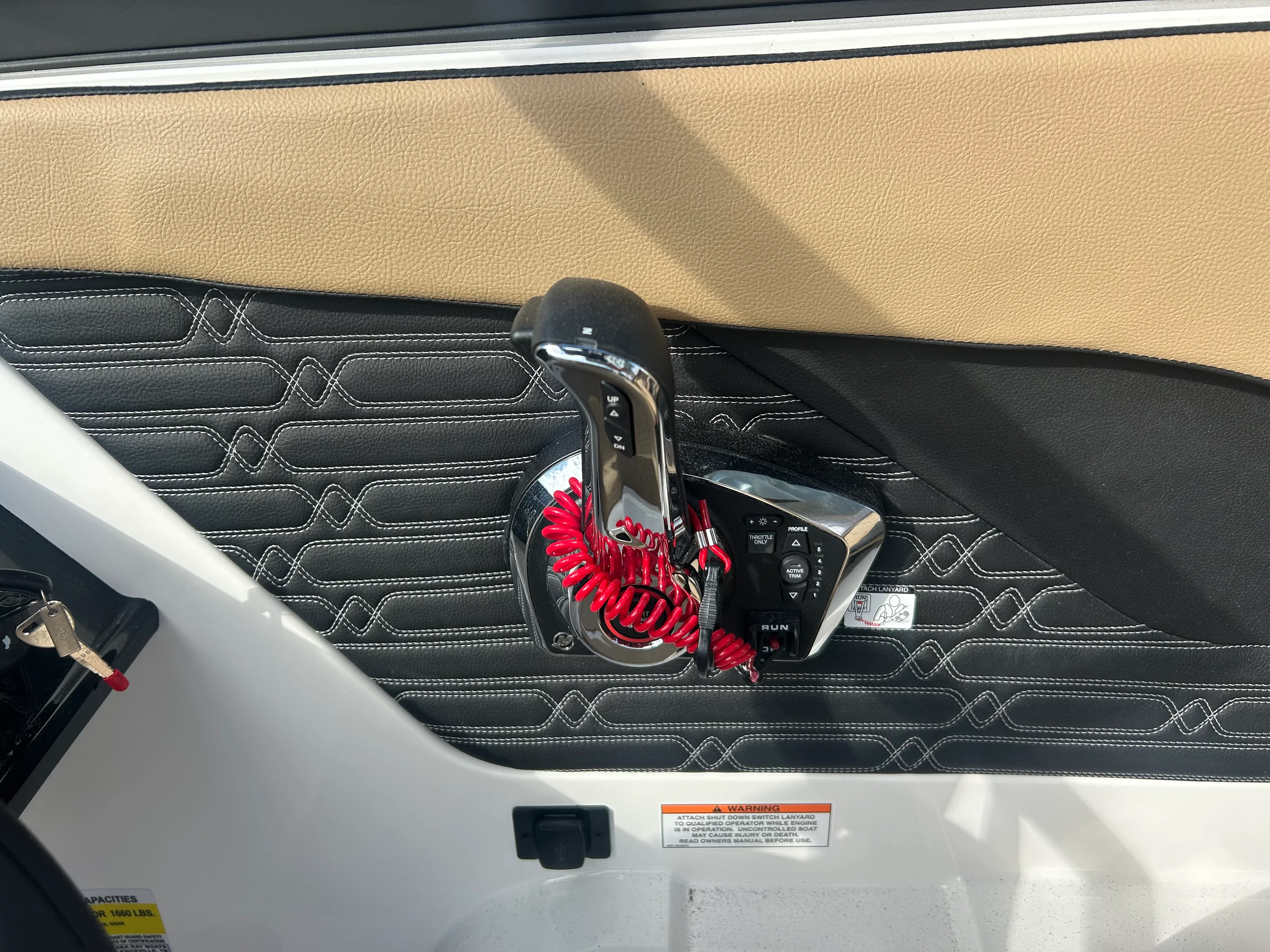 2026 Sea Ray SPX 210 Outboard Image Thumbnail #20