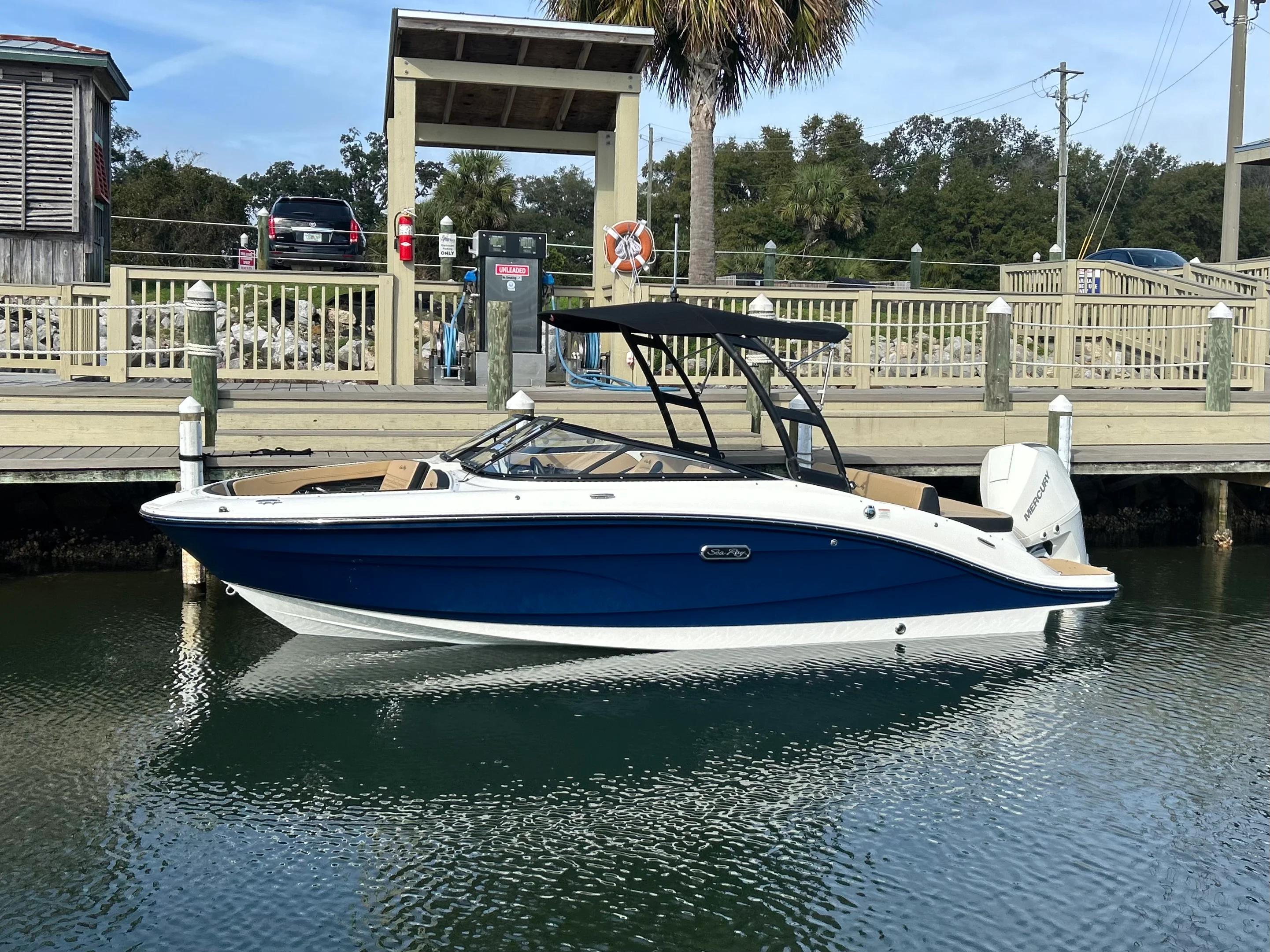 2026 Sea Ray SPX 210 Outboard Image Thumbnail #4