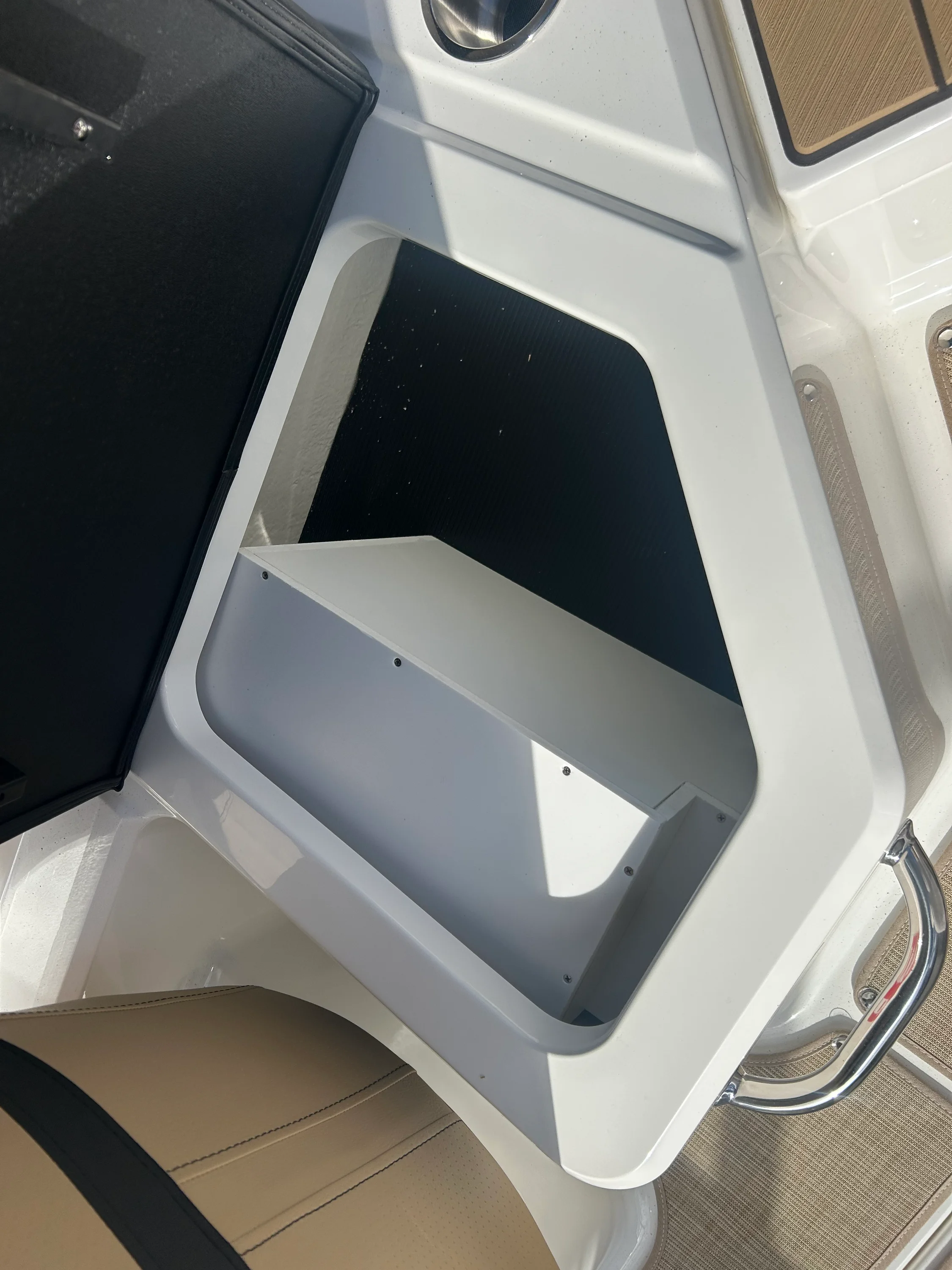 2026 Sea Ray SPX 210 Outboard Image Thumbnail #15