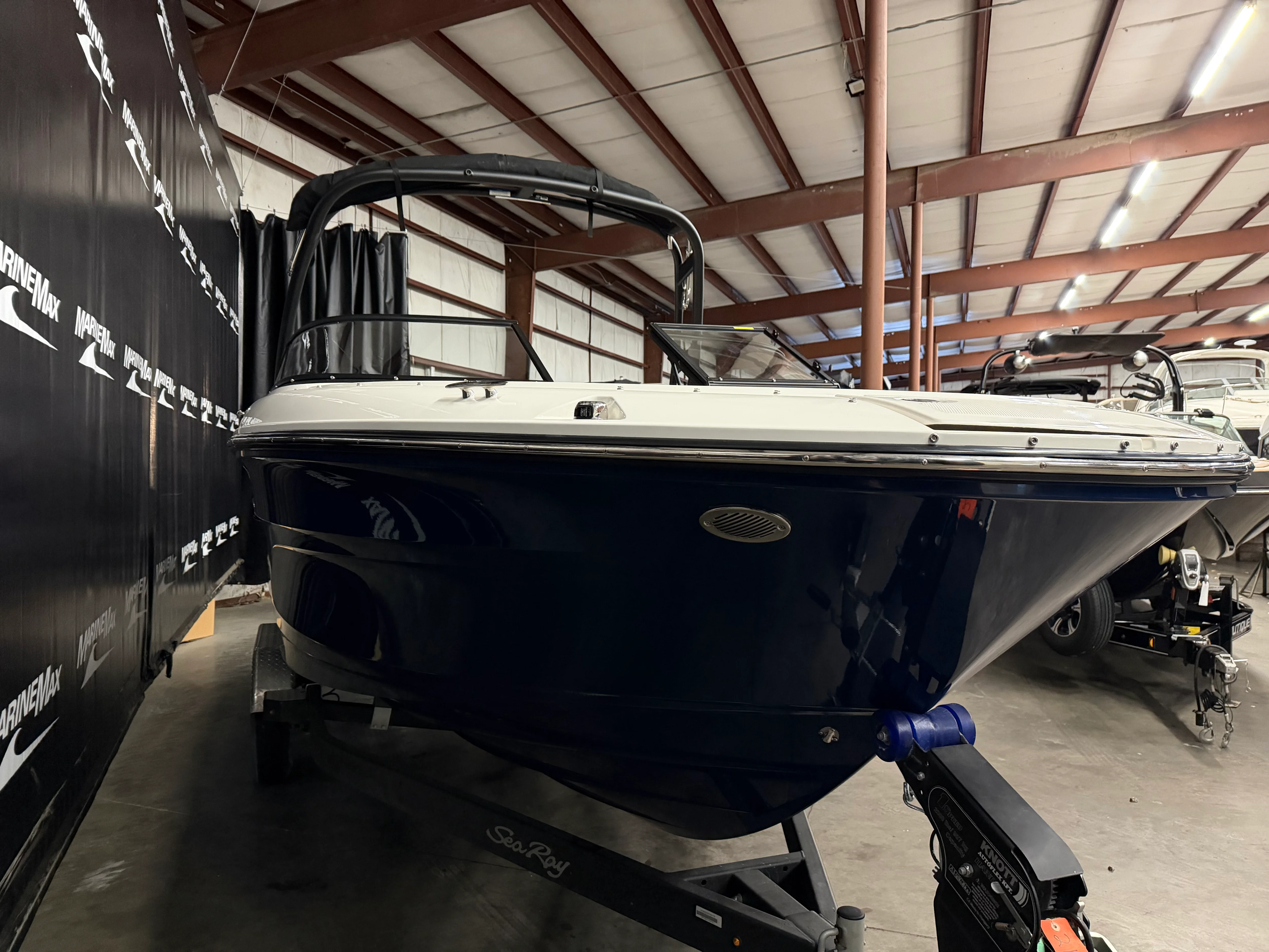 2026 Sea Ray SPX 210 Image Thumbnail #1