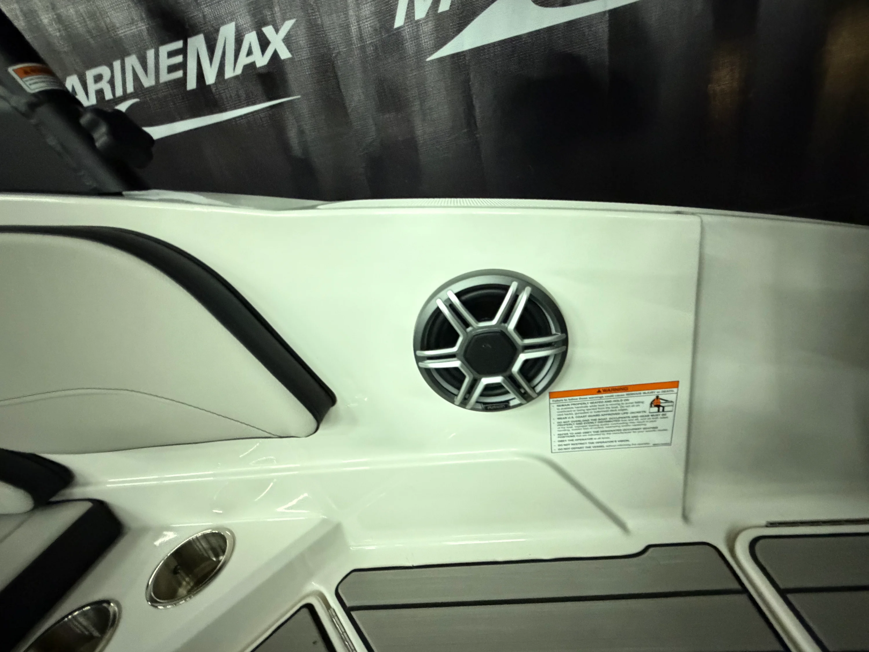 2026 Sea Ray SPX 210 Image Thumbnail #16