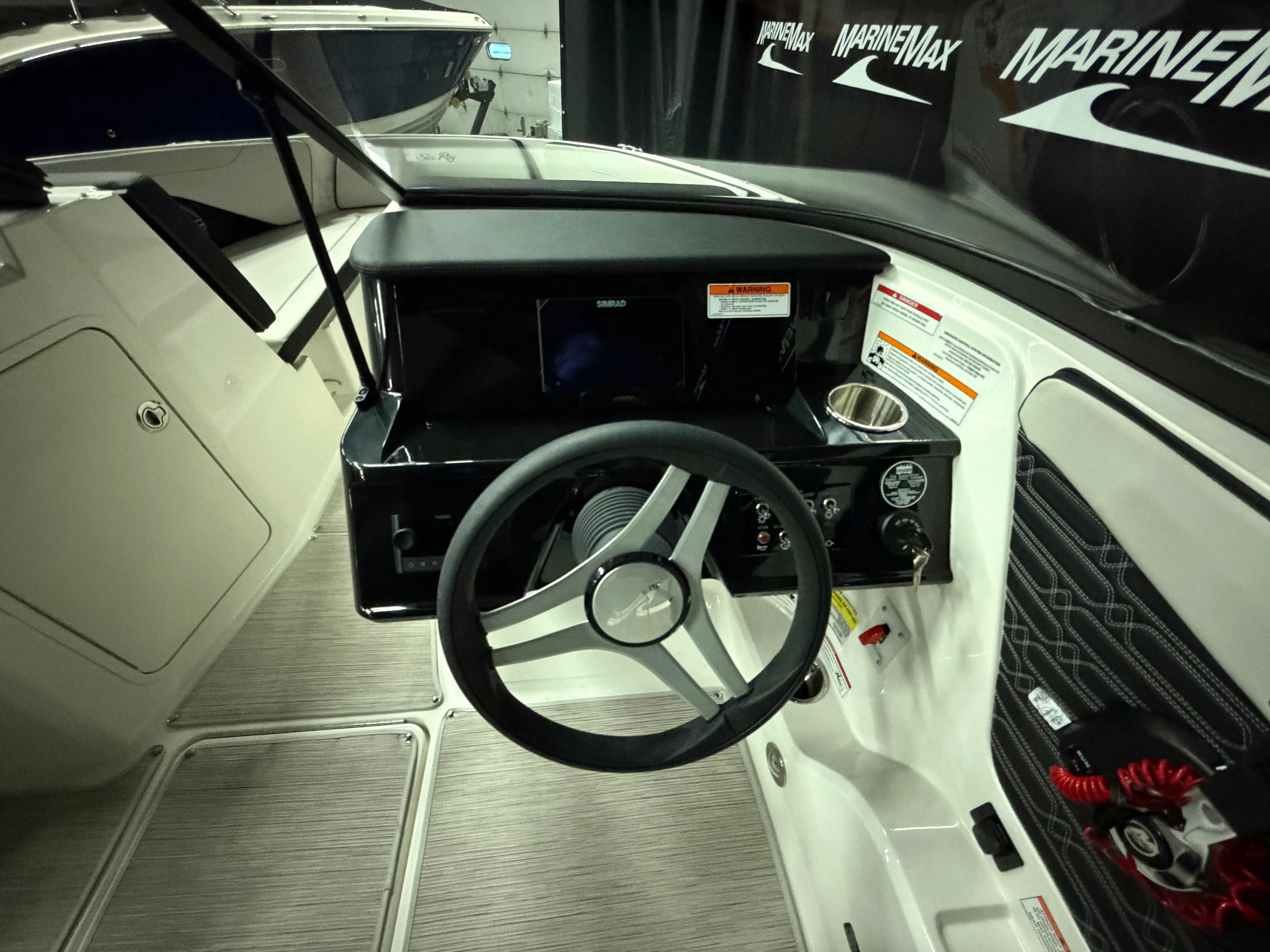 2026 Sea Ray SPX 210 Image Thumbnail #21