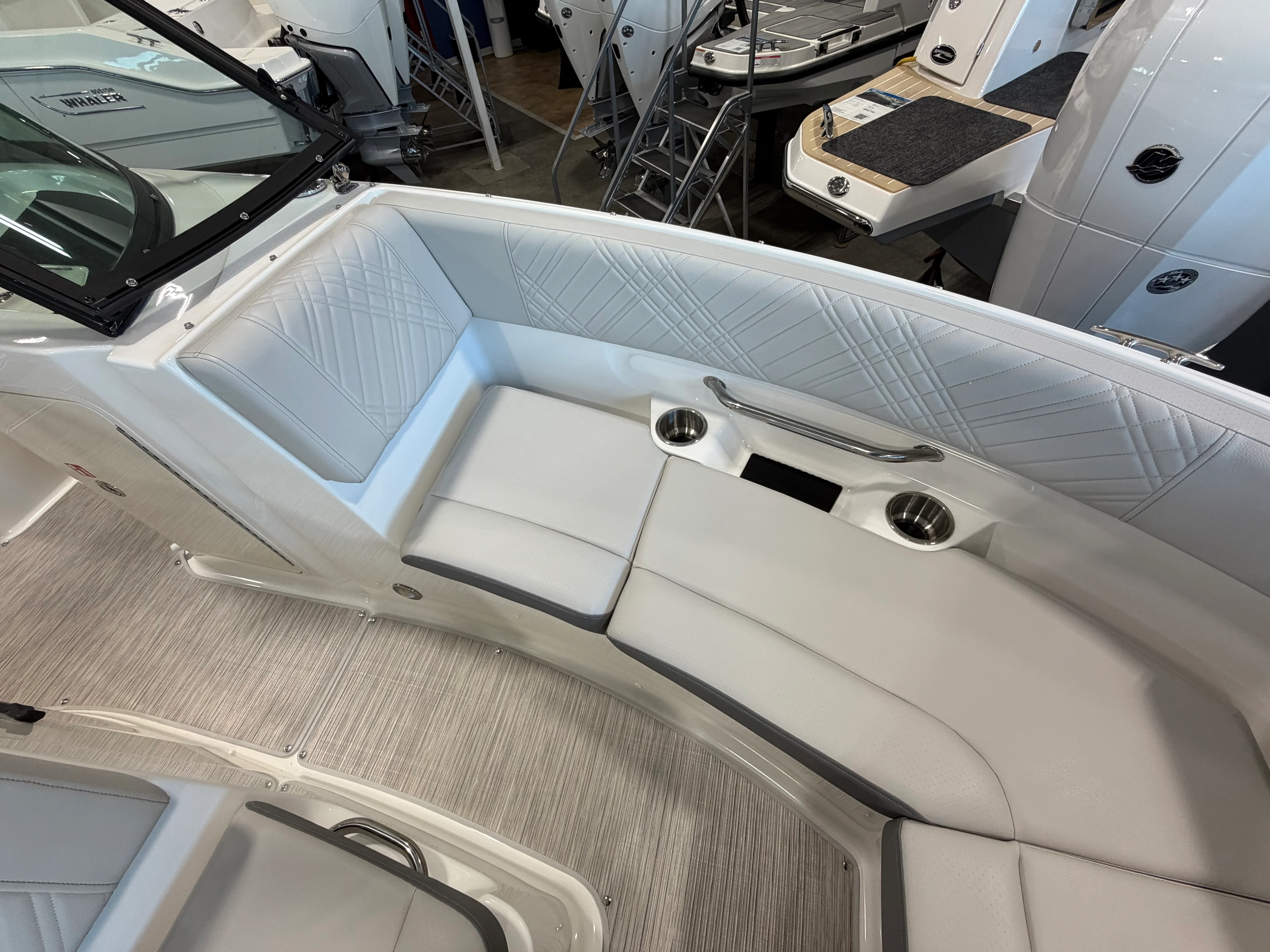 2026 Sea Ray SDX 230 Image Thumbnail #41