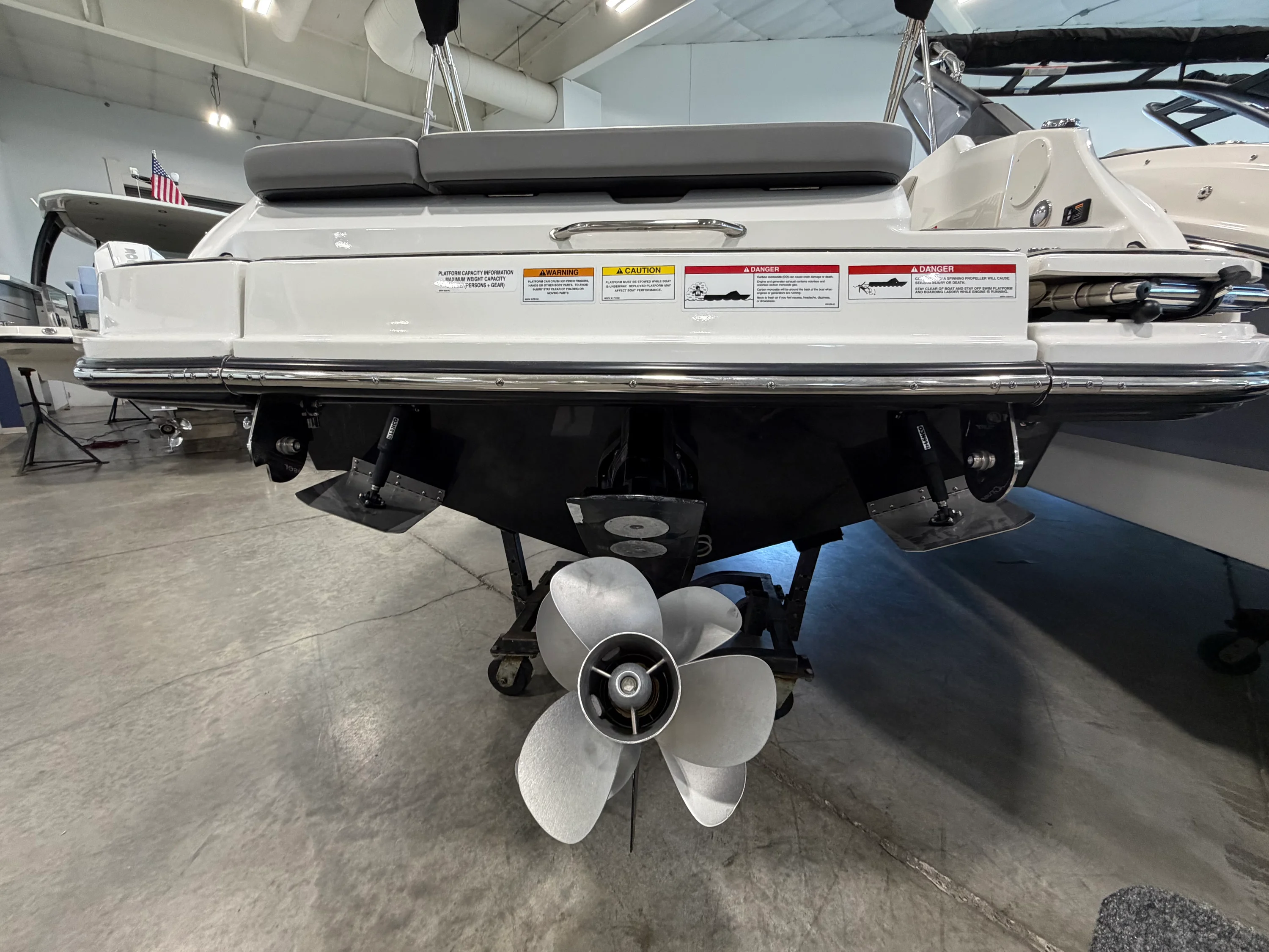 2026 Sea Ray SDX 230 Image Thumbnail #5