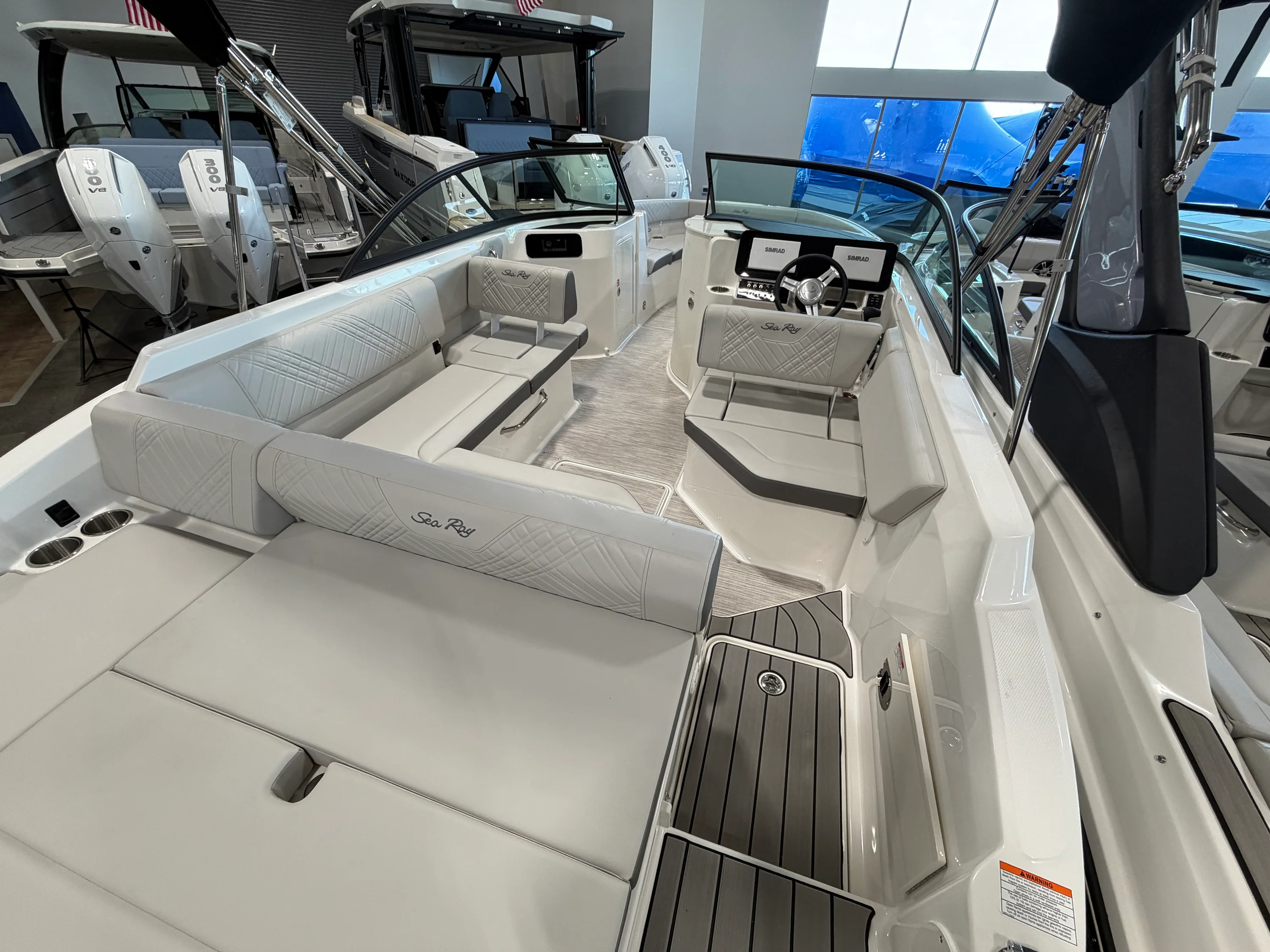 2026 Sea Ray SDX 230 Image Thumbnail #11