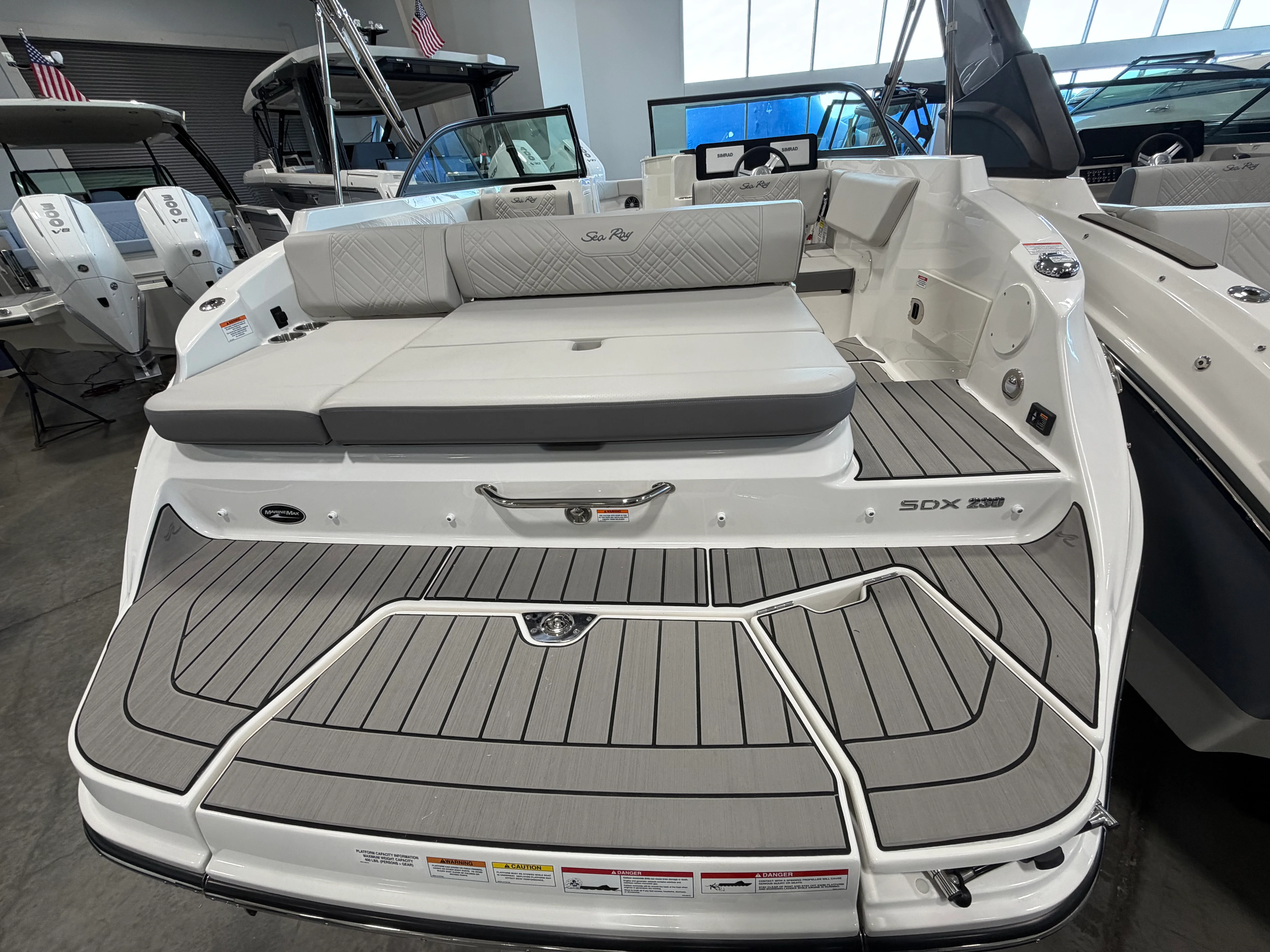 2026 Sea Ray SDX 230 Image Thumbnail #6