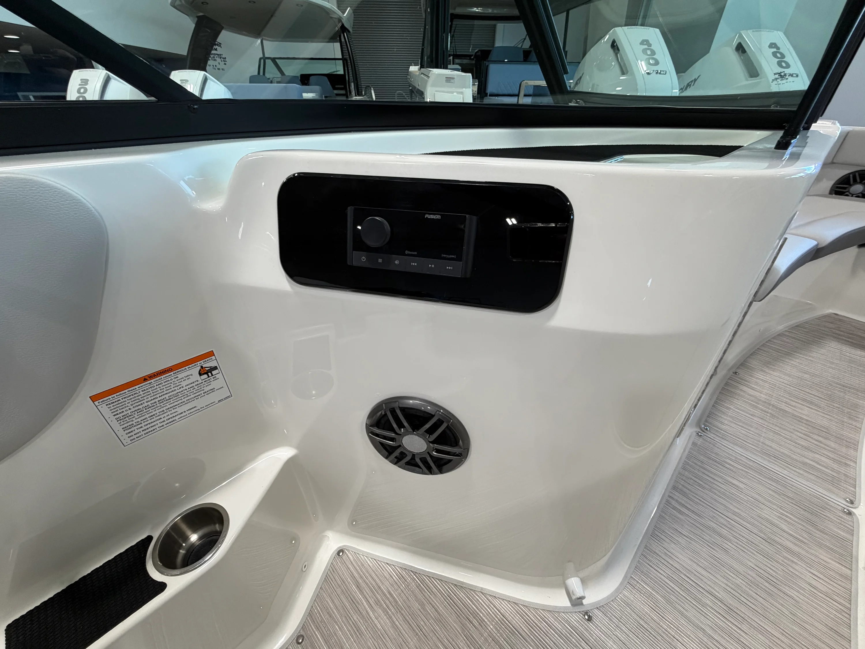 2026 Sea Ray SDX 230 Image Thumbnail #35