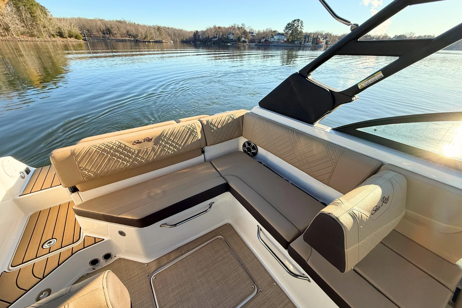 2026 Sea Ray SDX 230 Image Thumbnail #12