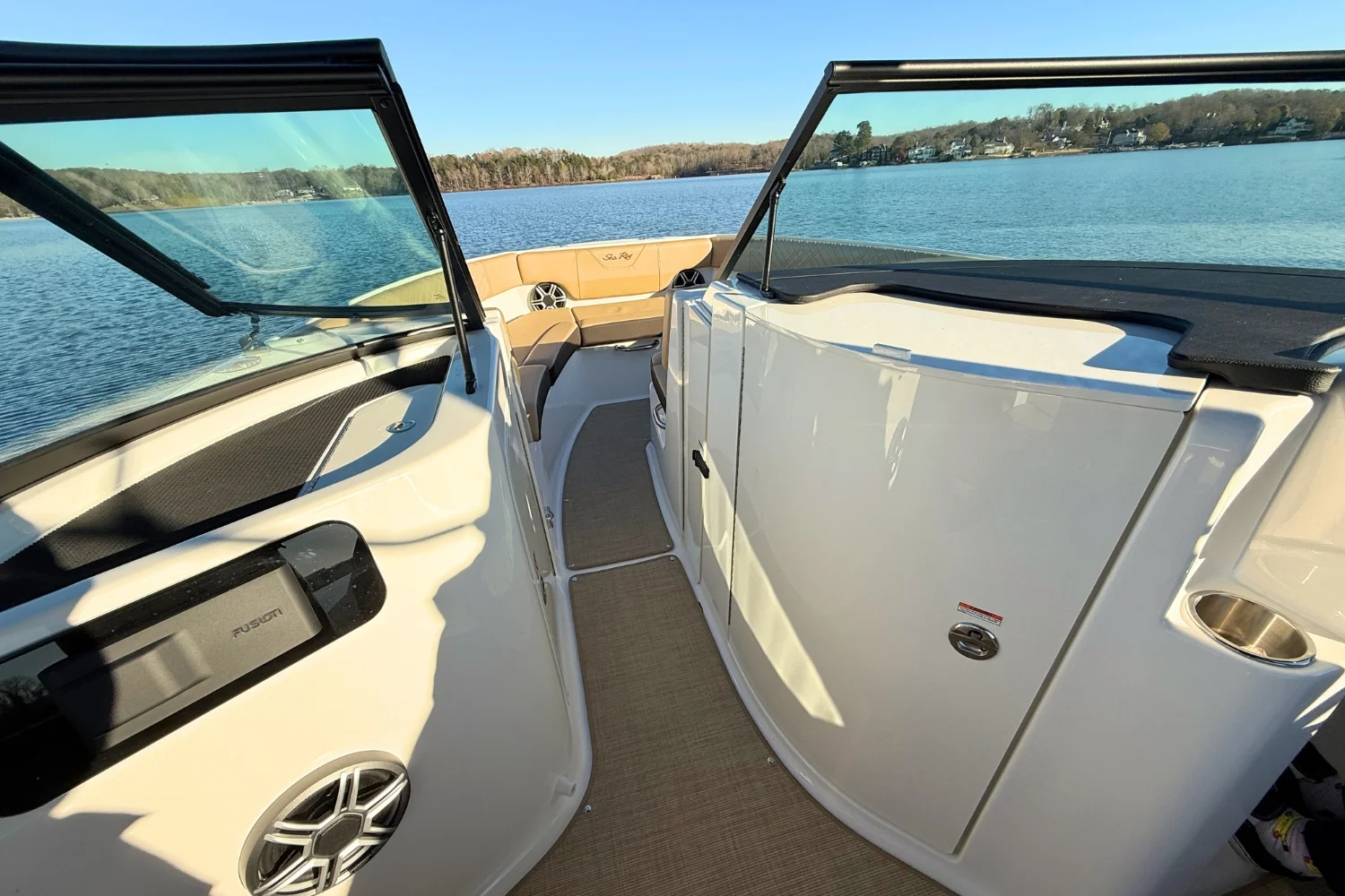 2026 Sea Ray SDX 230 Image Thumbnail #25