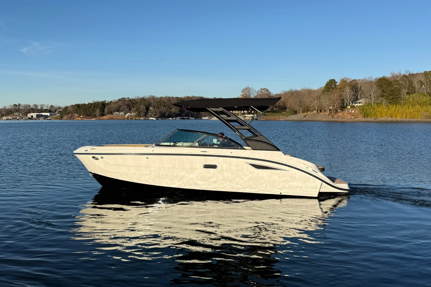 2026 Sea Ray SDX 230 Image Thumbnail #0