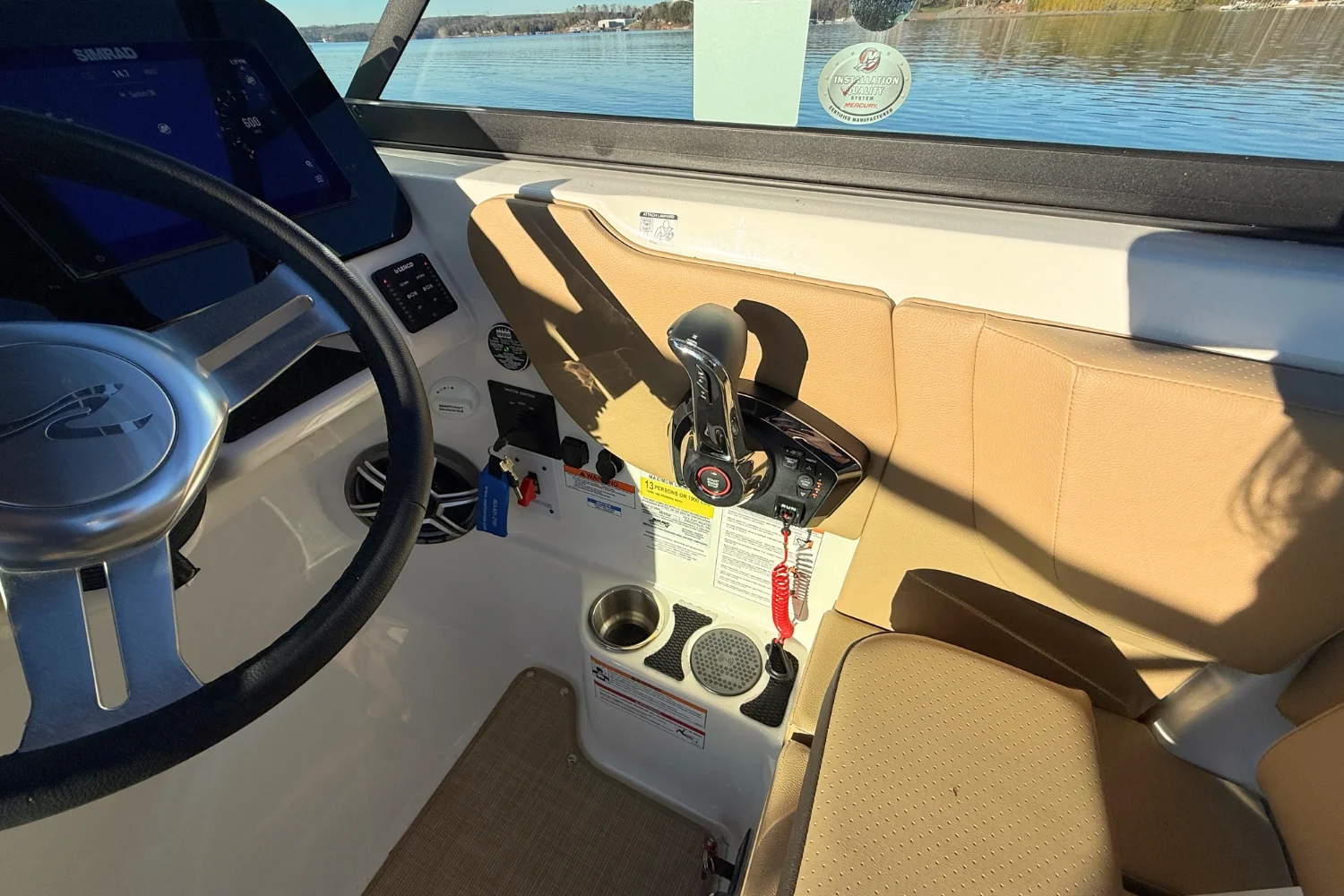 2026 Sea Ray SDX 230 Image Thumbnail #18