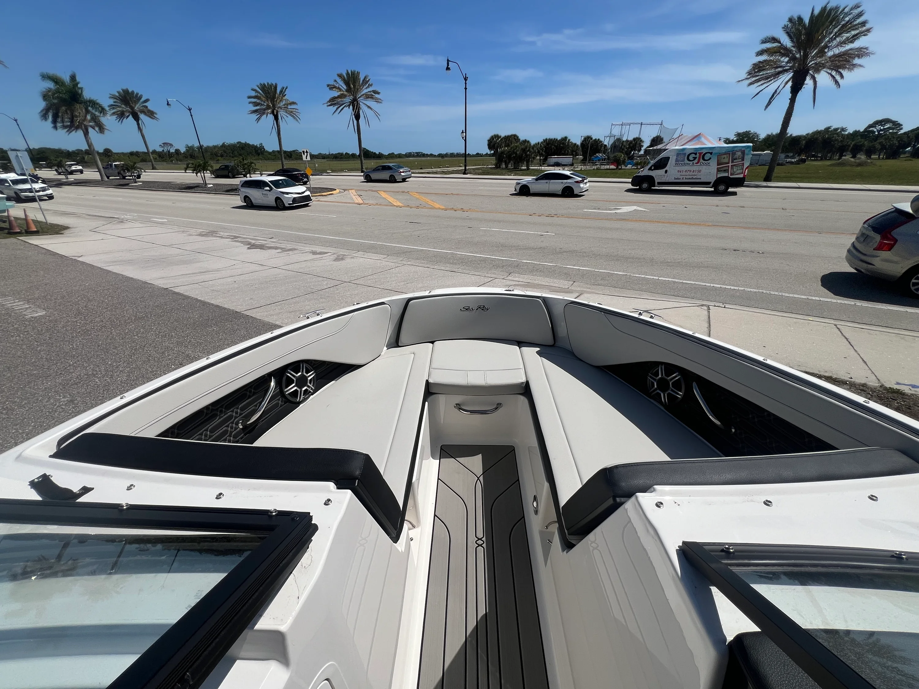 2026 Sea Ray SPX 210 Outboard Image Thumbnail #27