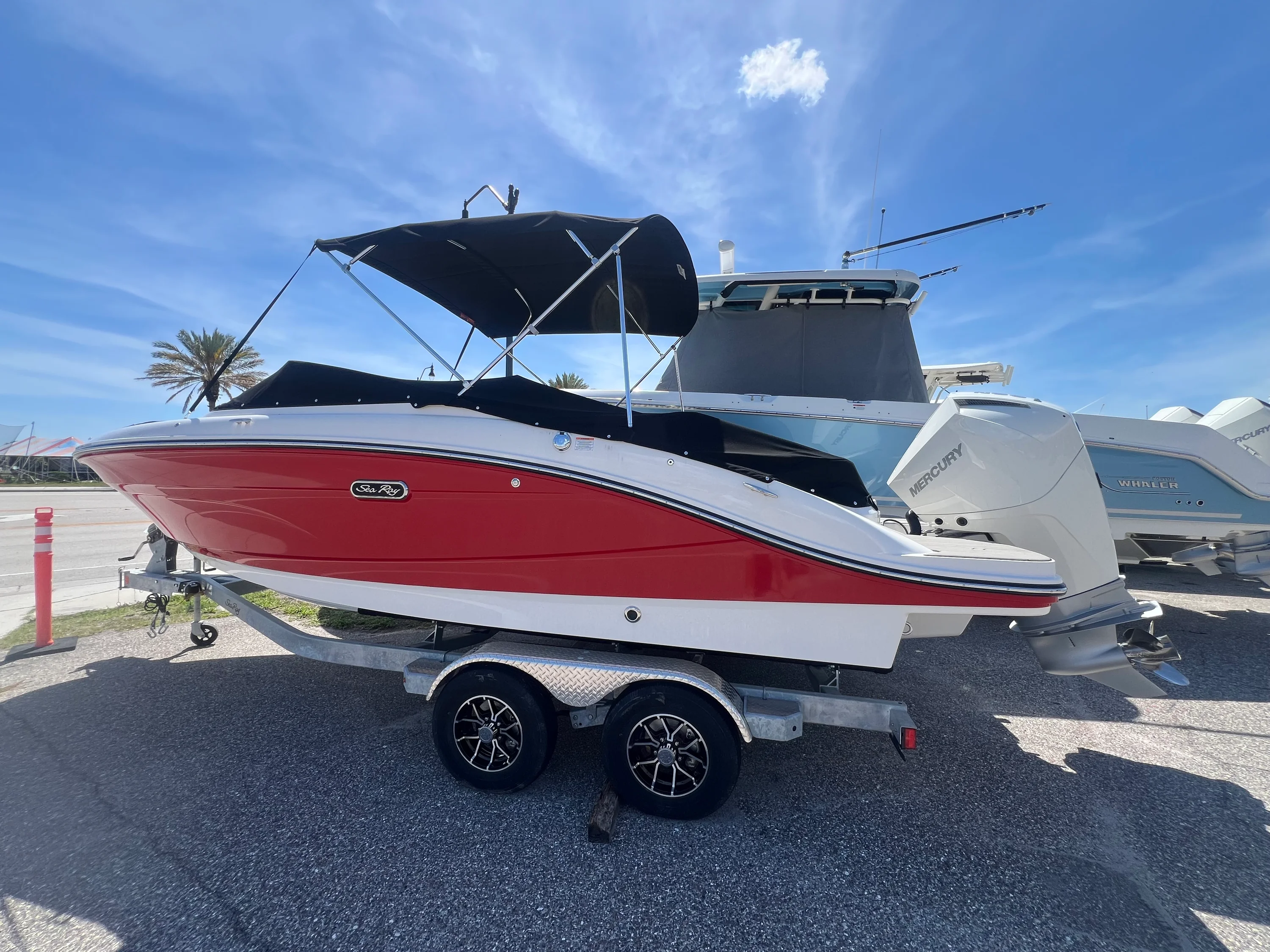 2026 Sea Ray SPX 210 Outboard Image Thumbnail #2