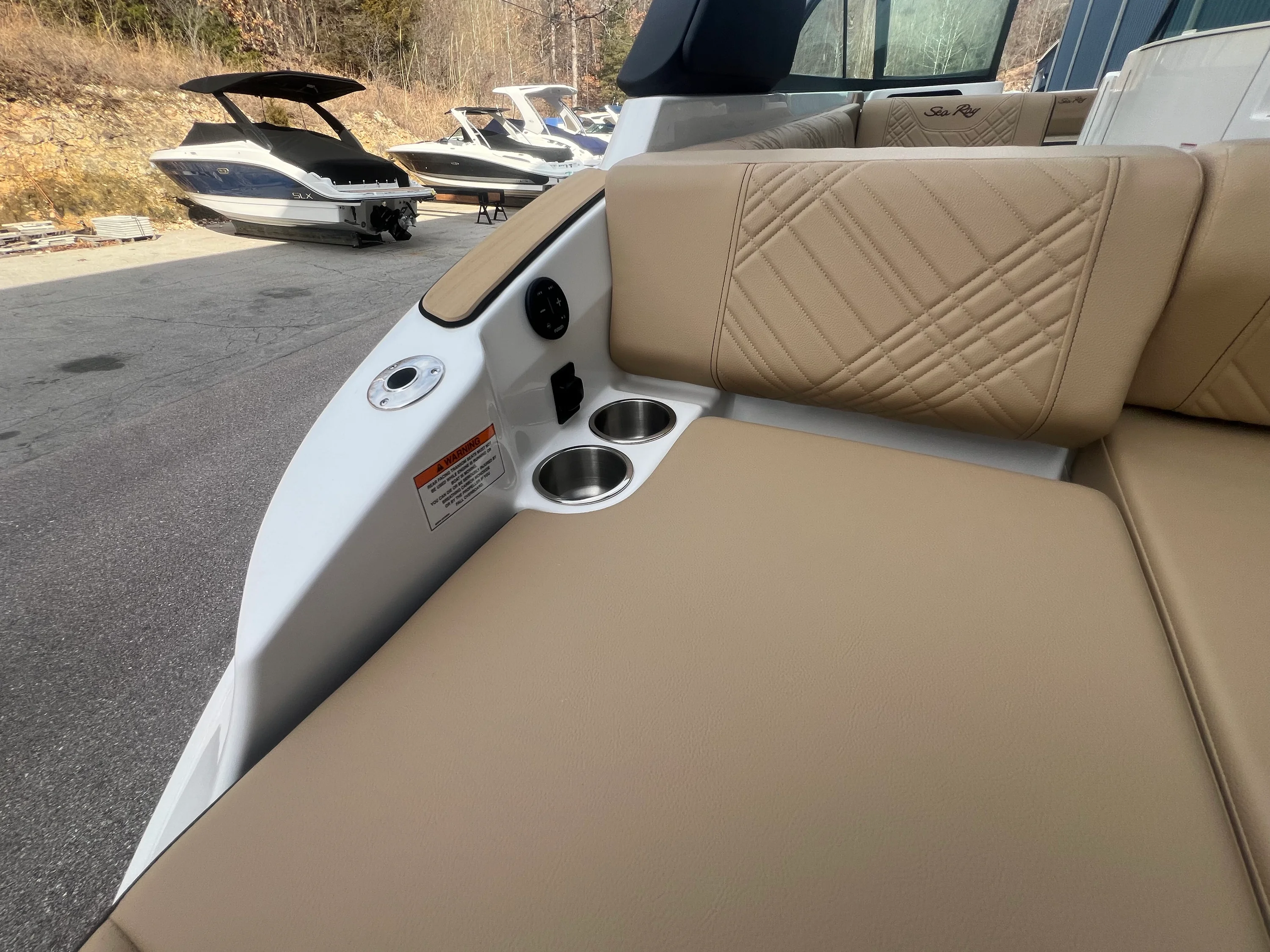 2026 Sea Ray SDX 230 Image Thumbnail #23