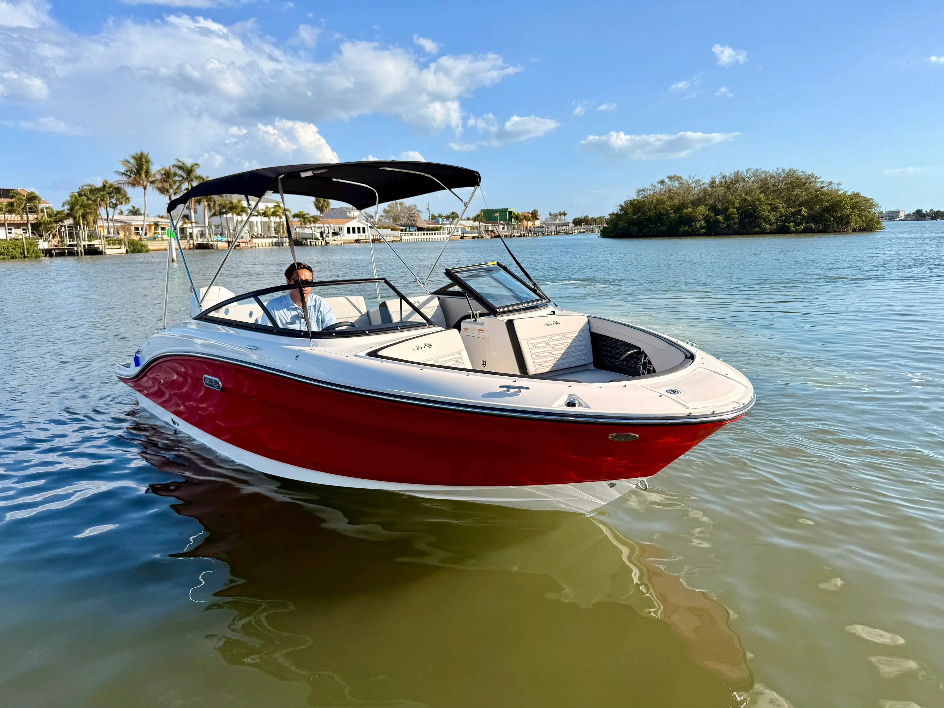 2026 Sea Ray SPX 210 Outboard Image Thumbnail #28