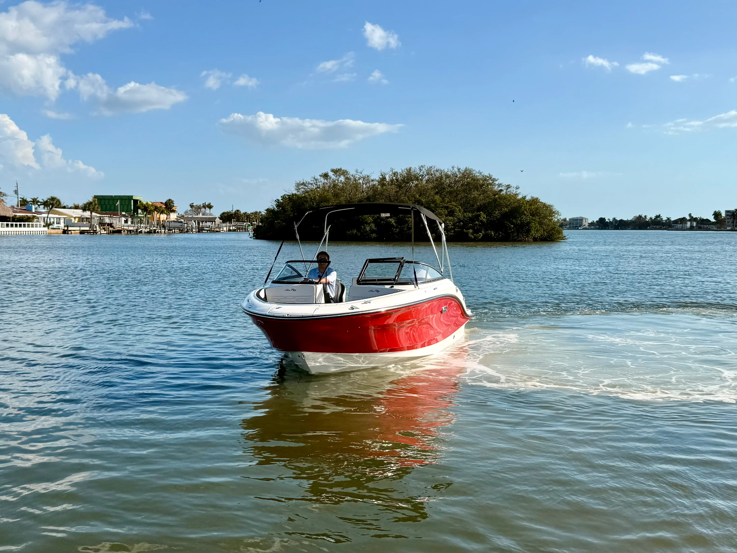 2026 Sea Ray SPX 210 Outboard Image Thumbnail #23