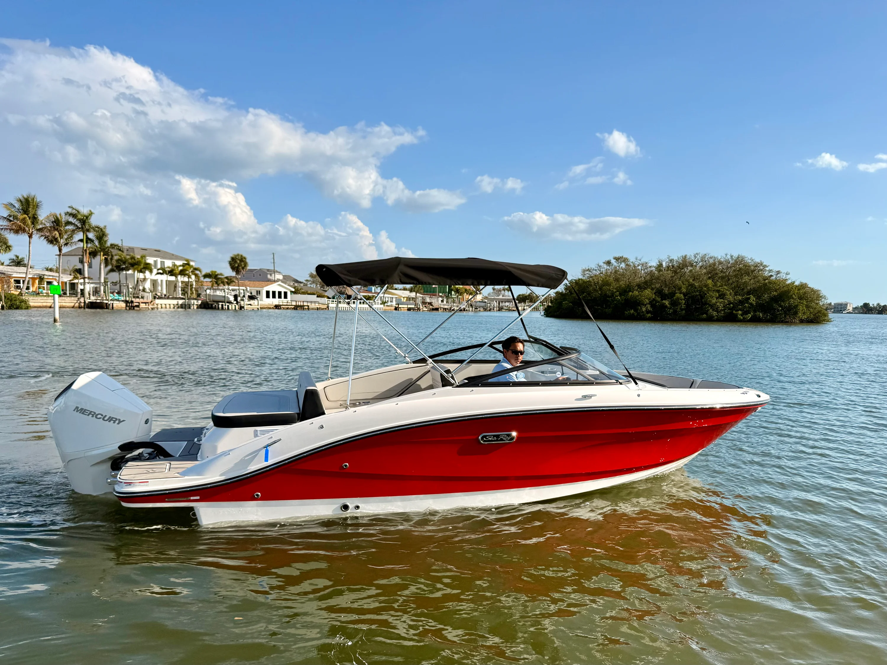 2026 Sea Ray SPX 210 Outboard Image Thumbnail #4