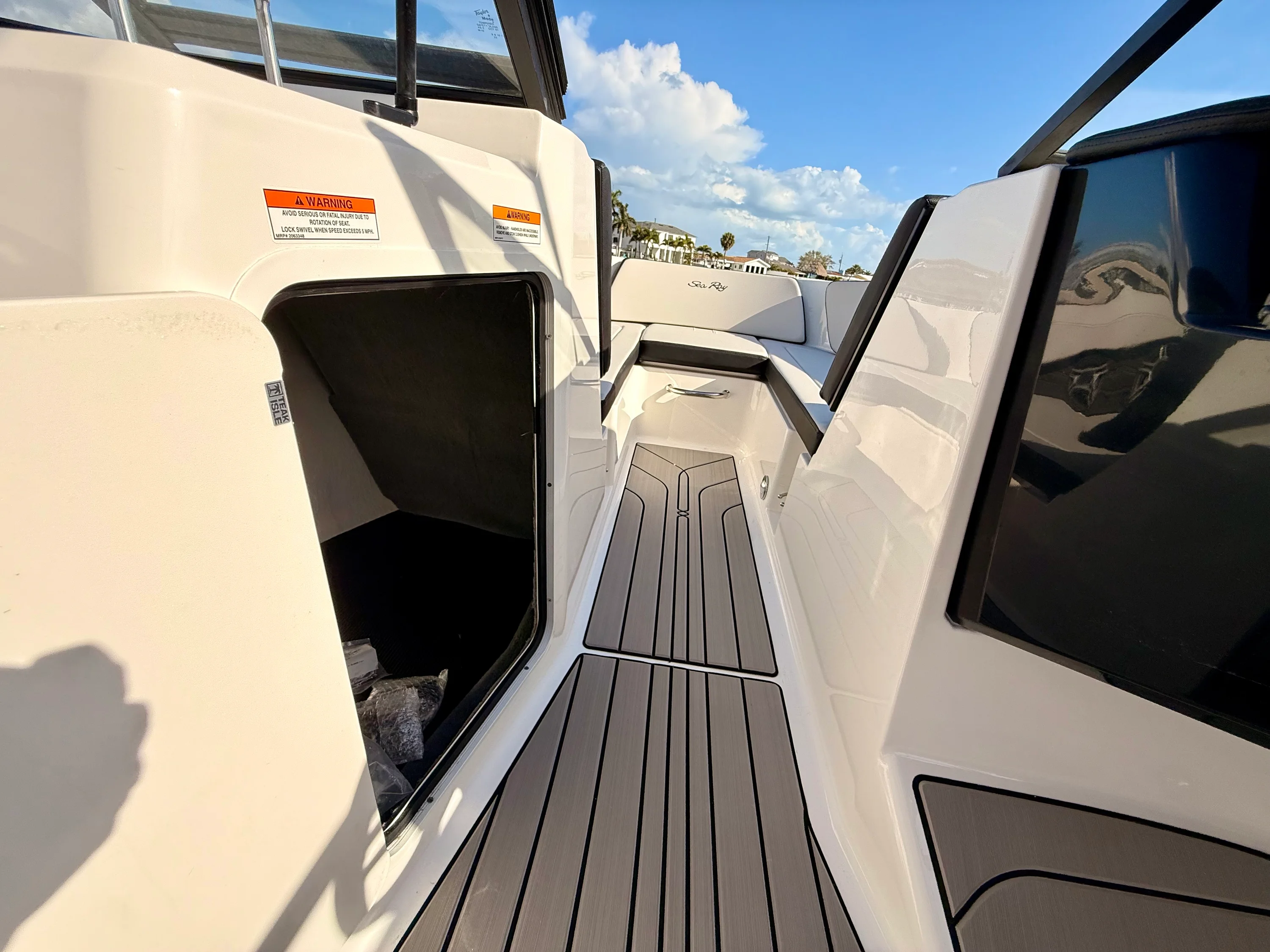 2026 Sea Ray SPX 210 Outboard Image Thumbnail #45