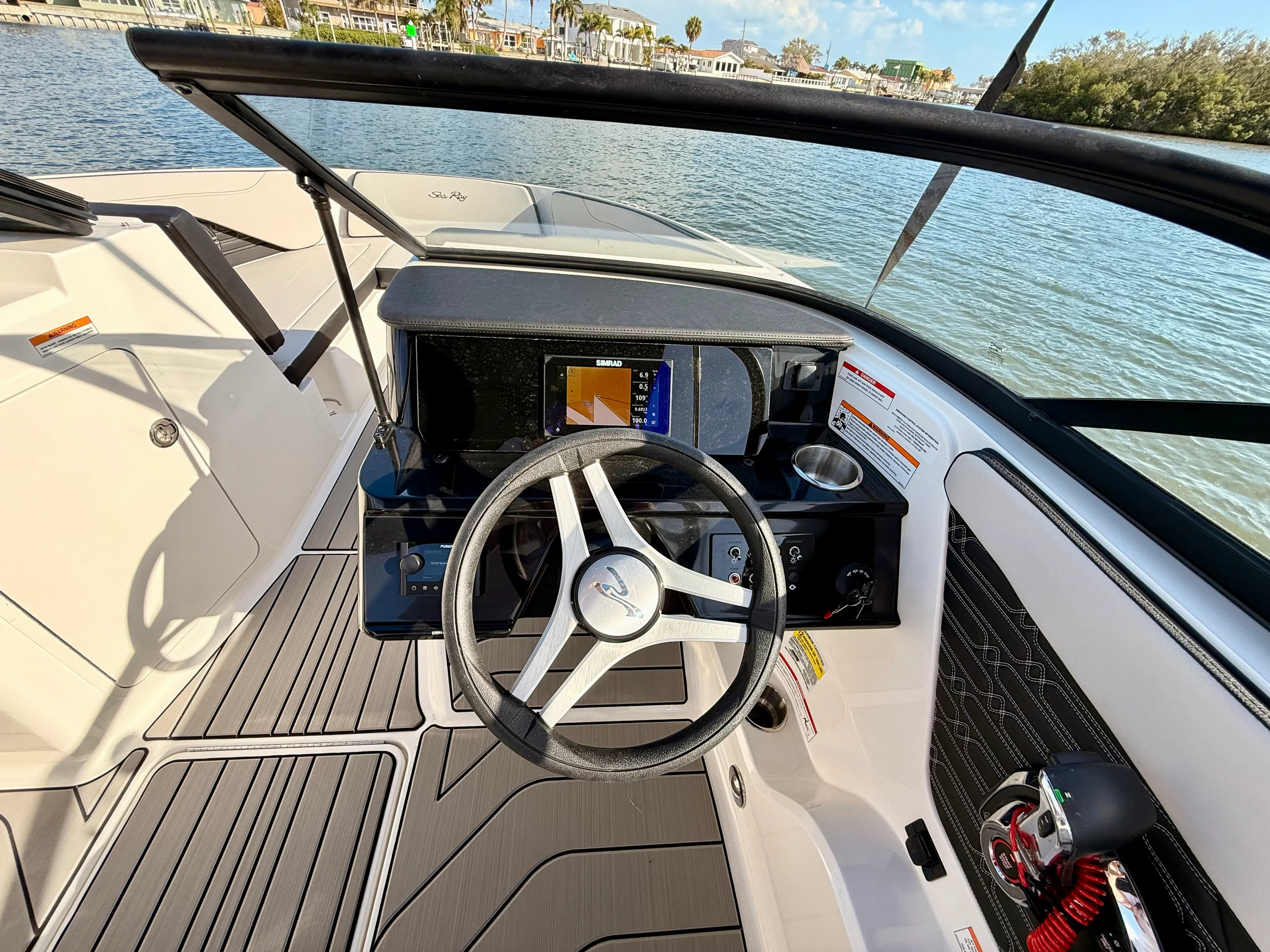 2026 Sea Ray SPX 210 Outboard Image Thumbnail #42