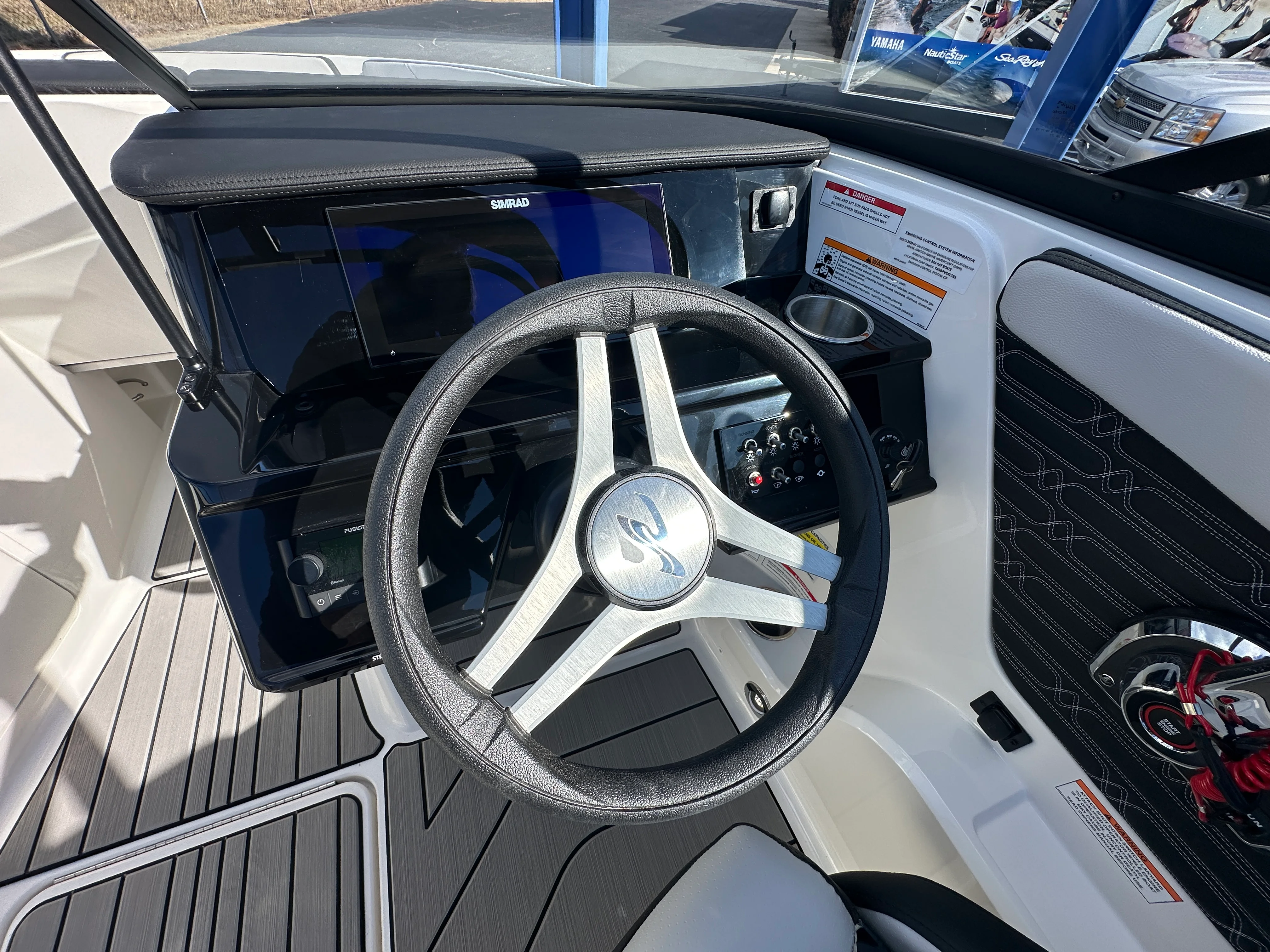 2026 Sea Ray SPX 210 Outboard Image Thumbnail #15