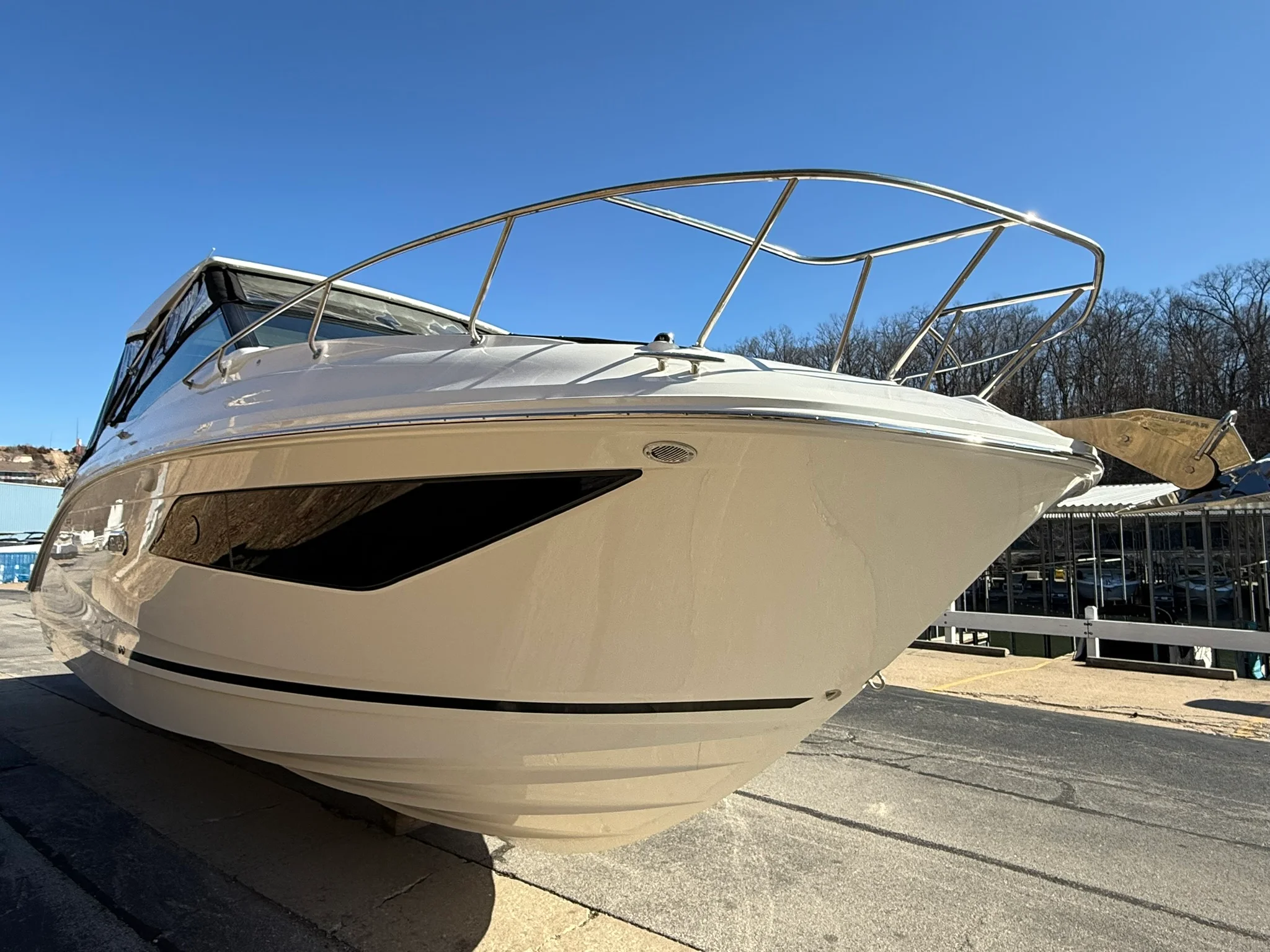 2026 Sea Ray Sundancer 320 Image Thumbnail #7