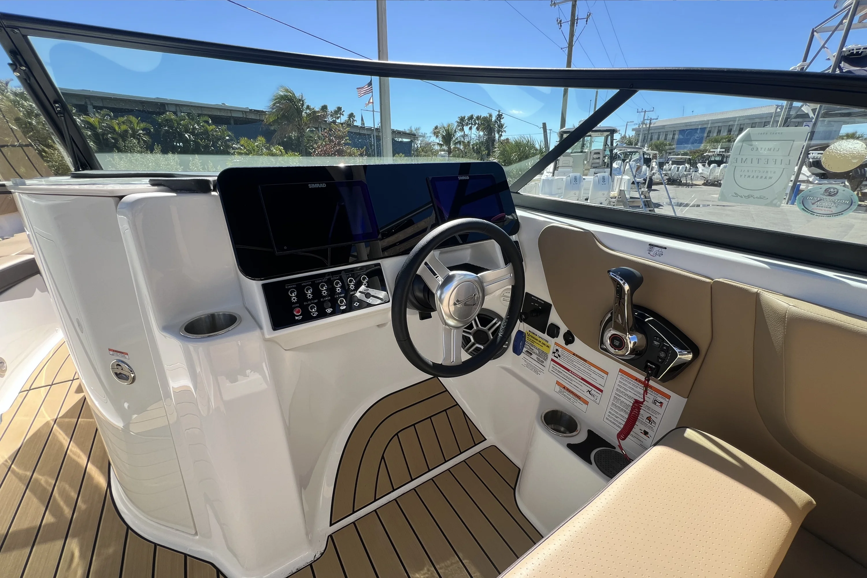 2026 Sea Ray SDX 250 Outboard Image Thumbnail #17