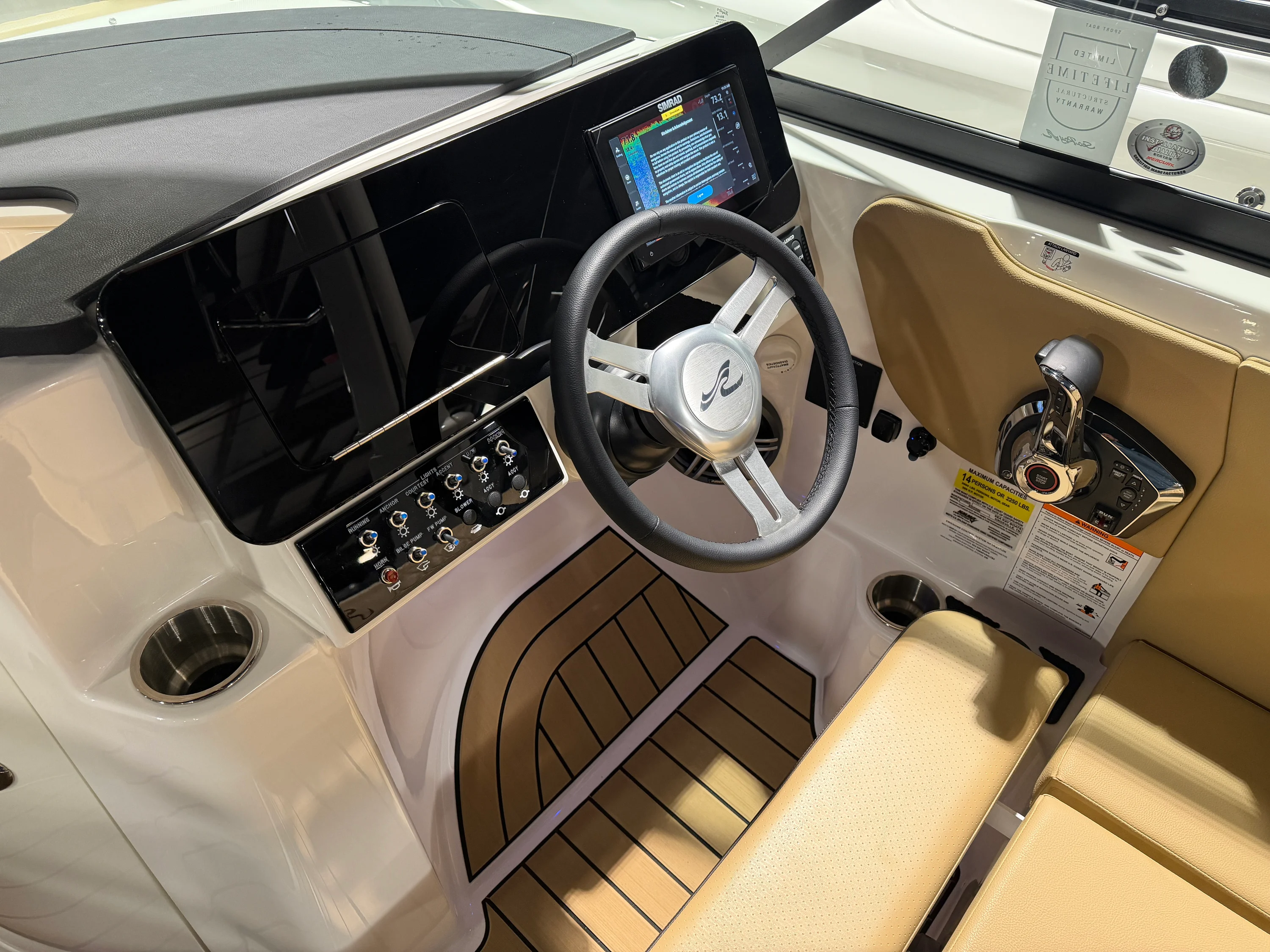 2026 Sea Ray SDX 250 Outboard Image Thumbnail #10