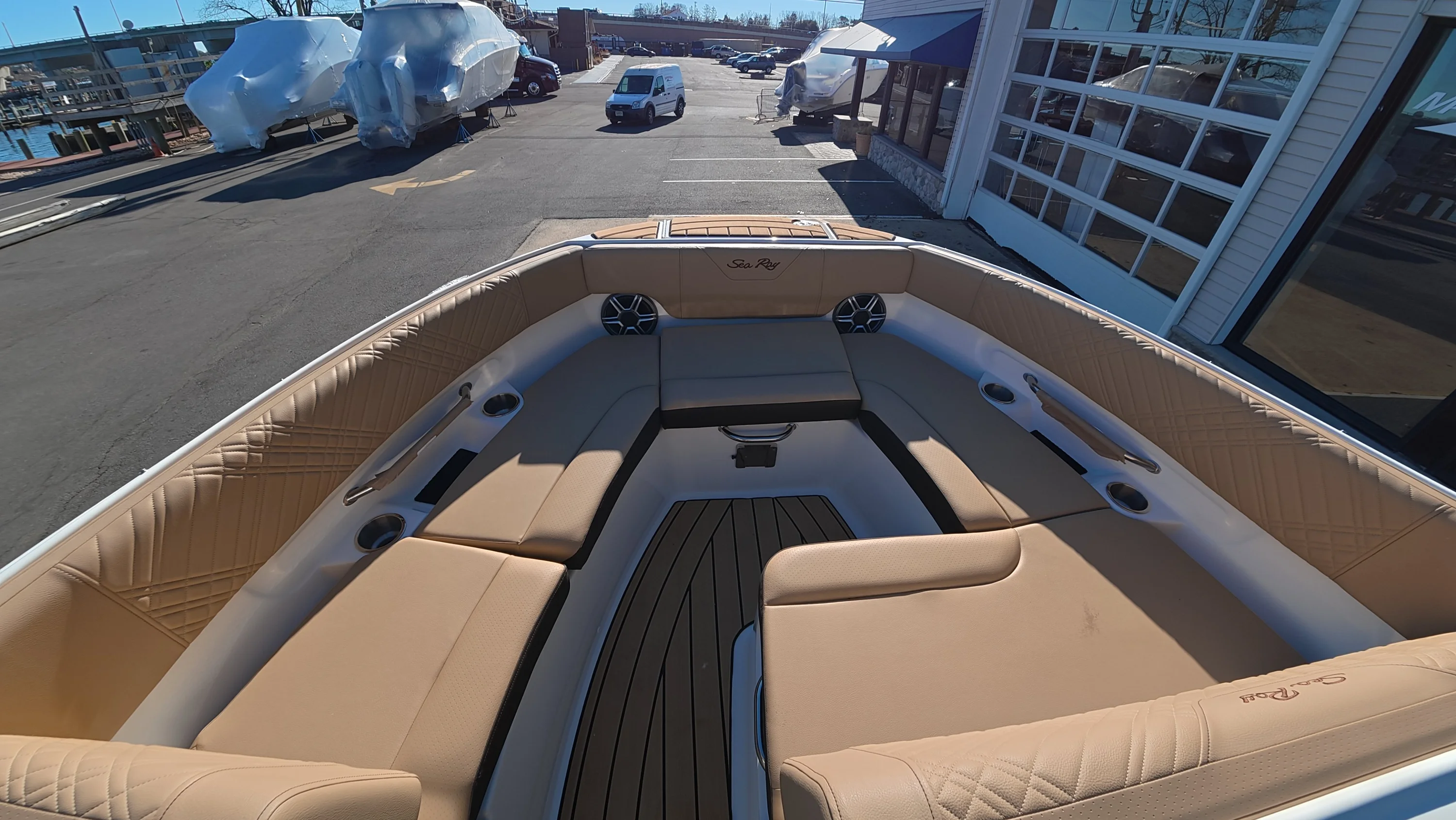 2026 Sea Ray SDX 230 Outboard Image Thumbnail #21