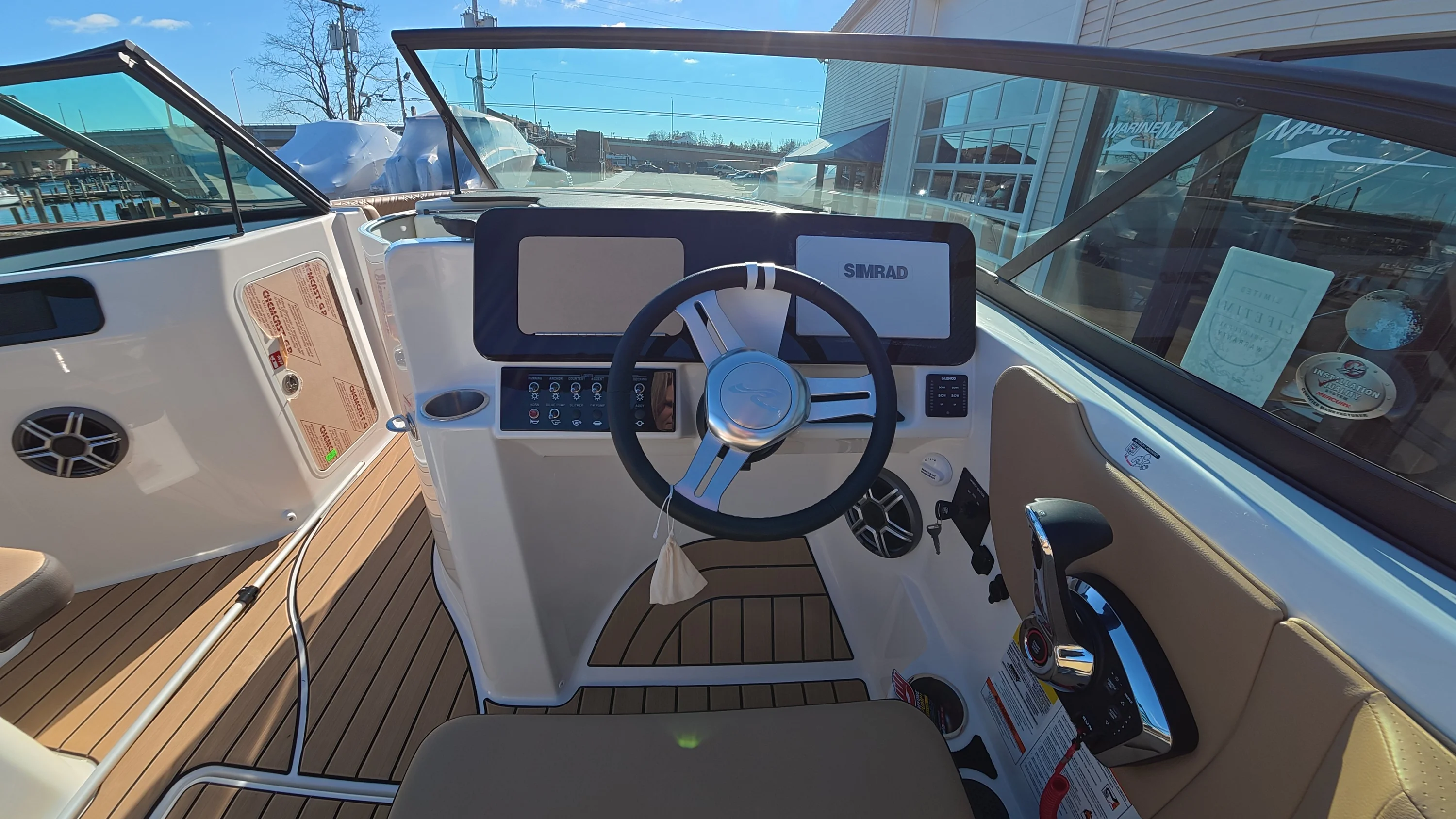 2026 Sea Ray SDX 230 Outboard Image Thumbnail #14