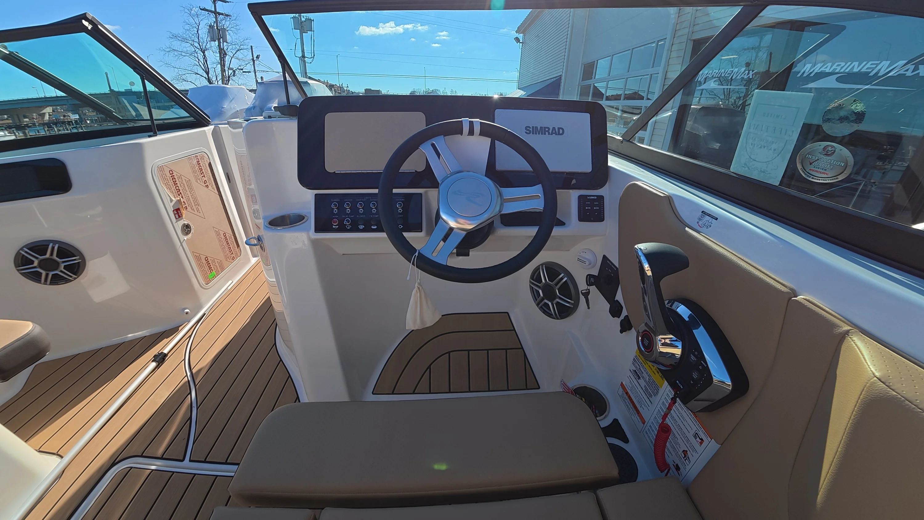 2026 Sea Ray SDX 230 Outboard Image Thumbnail #13