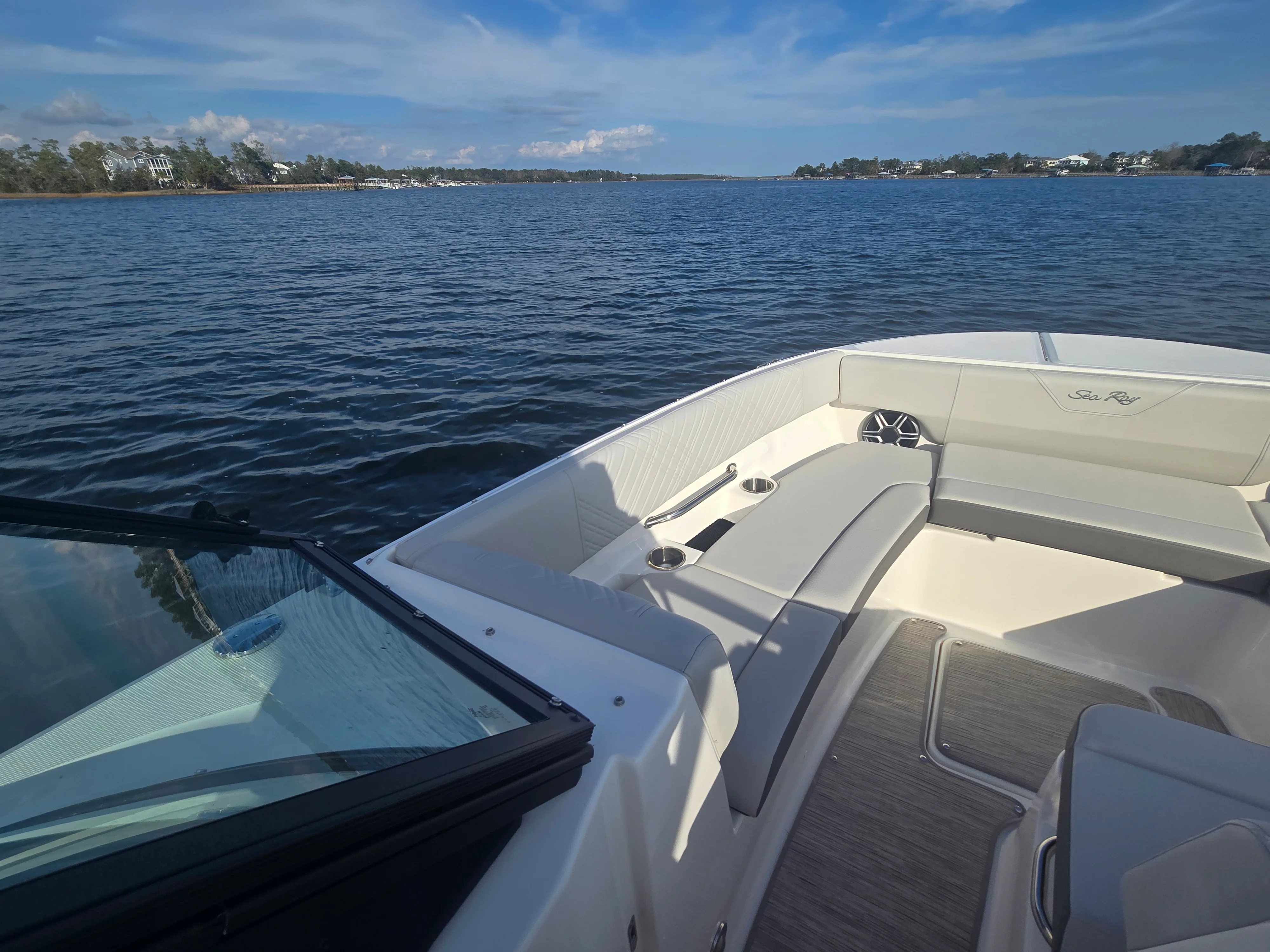 2026 Sea Ray SDX 270 Outboard Image Thumbnail #22