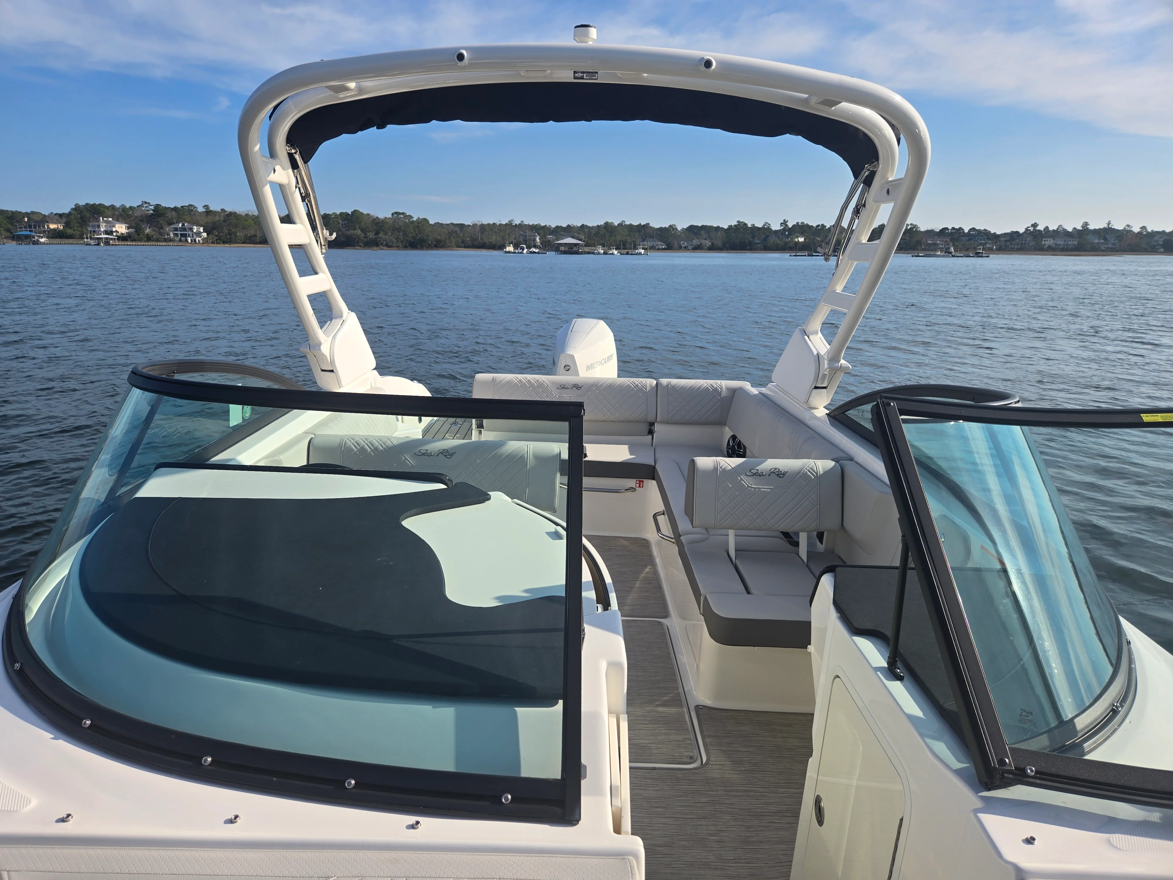 2026 Sea Ray SDX 270 Outboard Image Thumbnail #26