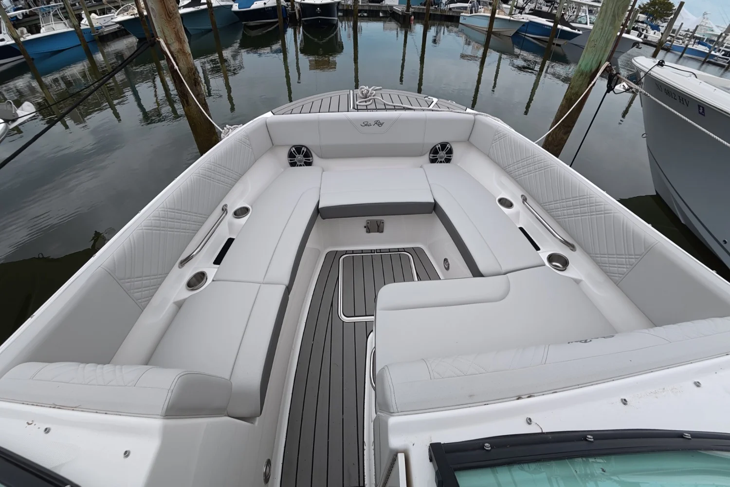 2026 Sea Ray SDX 270 Outboard Image Thumbnail #26