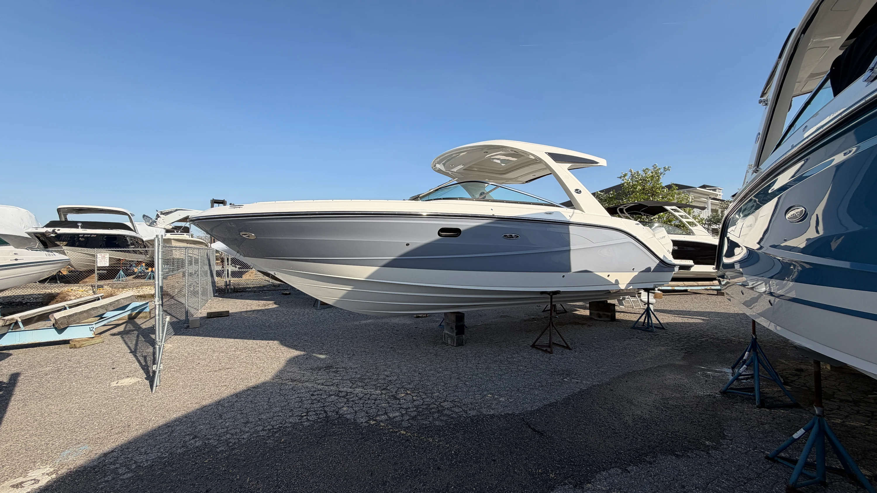 2026 Sea Ray SLX 310 Outboard Image Thumbnail #0