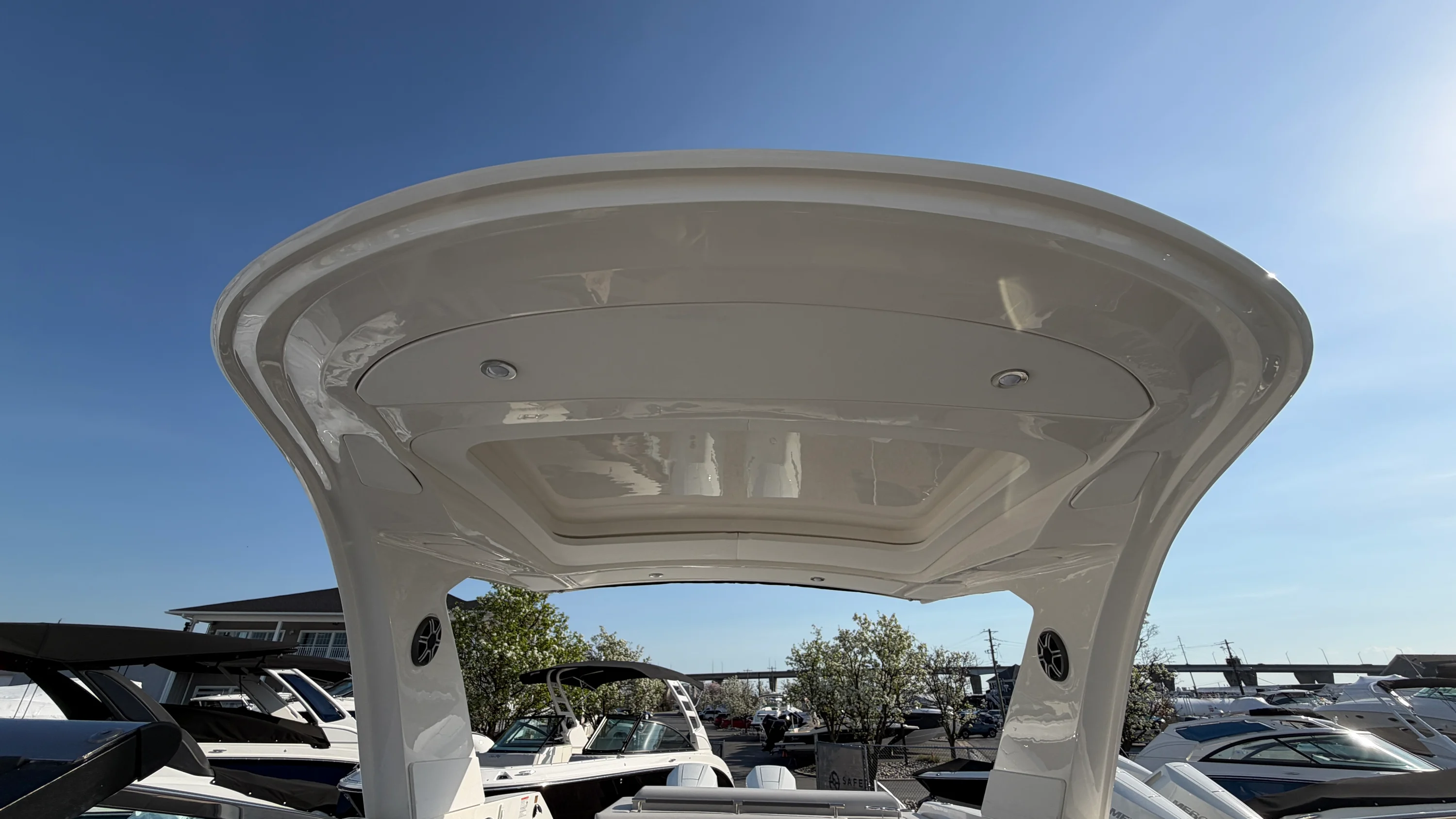 2026 Sea Ray SLX 310 Outboard Image Thumbnail #48