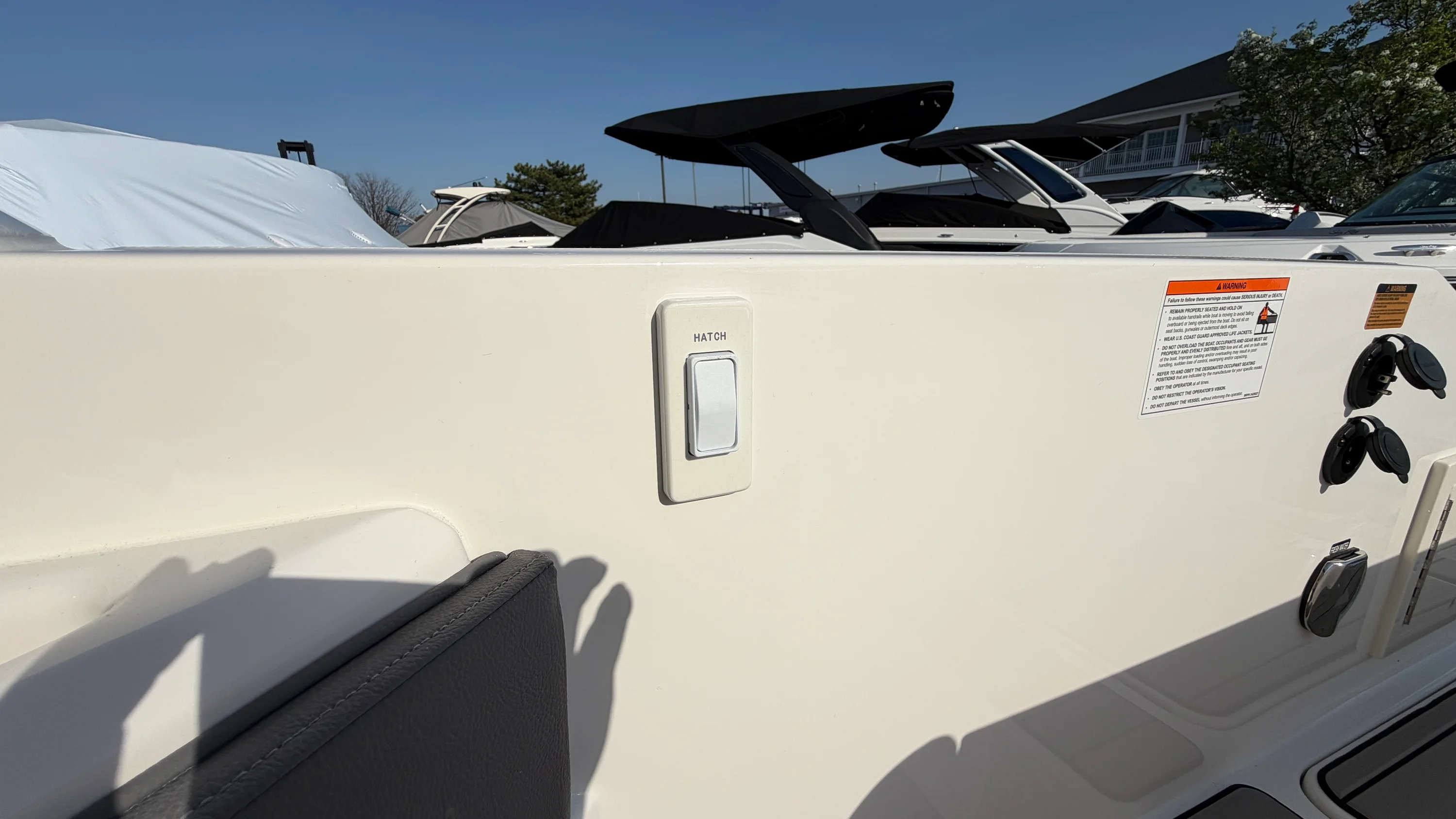 2026 Sea Ray SLX 310 Outboard Image Thumbnail #12